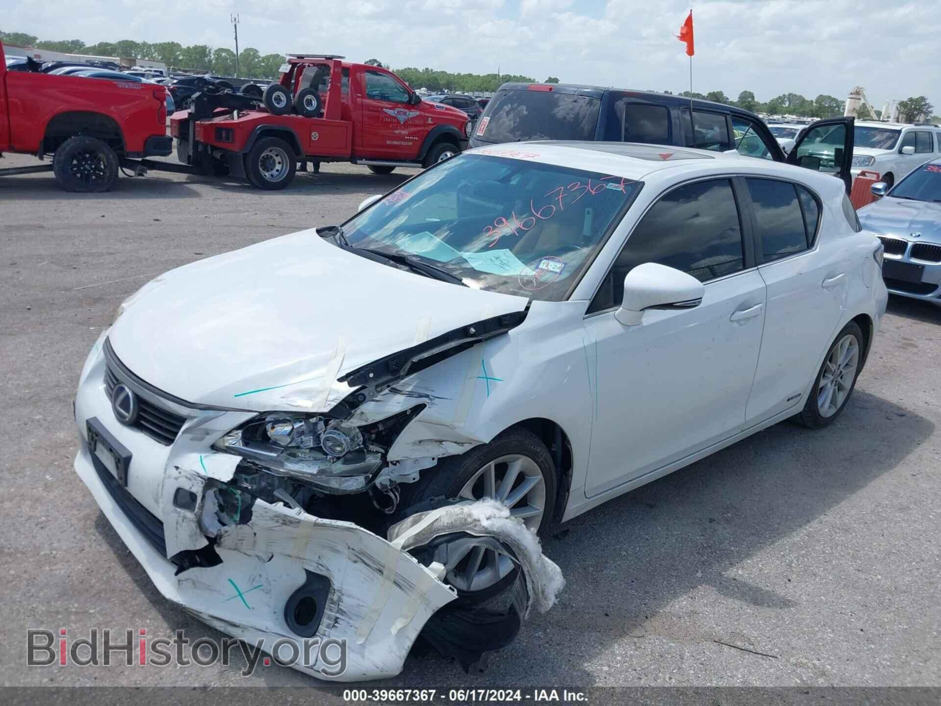 2012 LEXUS CT 200H - VIN: JTHKD5BH3C2102882 - Фото 2