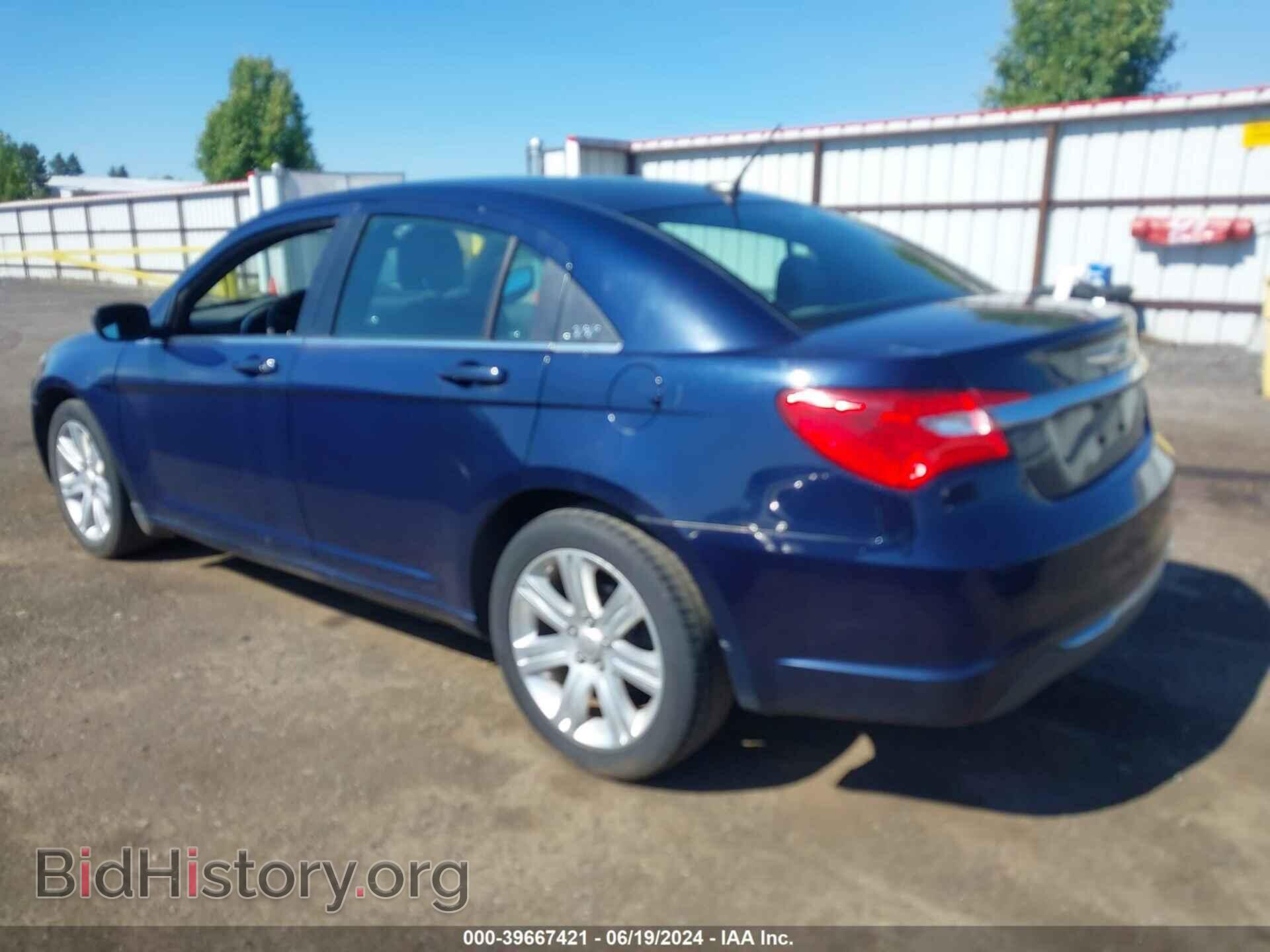 2013 CHRYSLER 200 - VIN: 1C3CCBAB8DN669792 - Photo 3