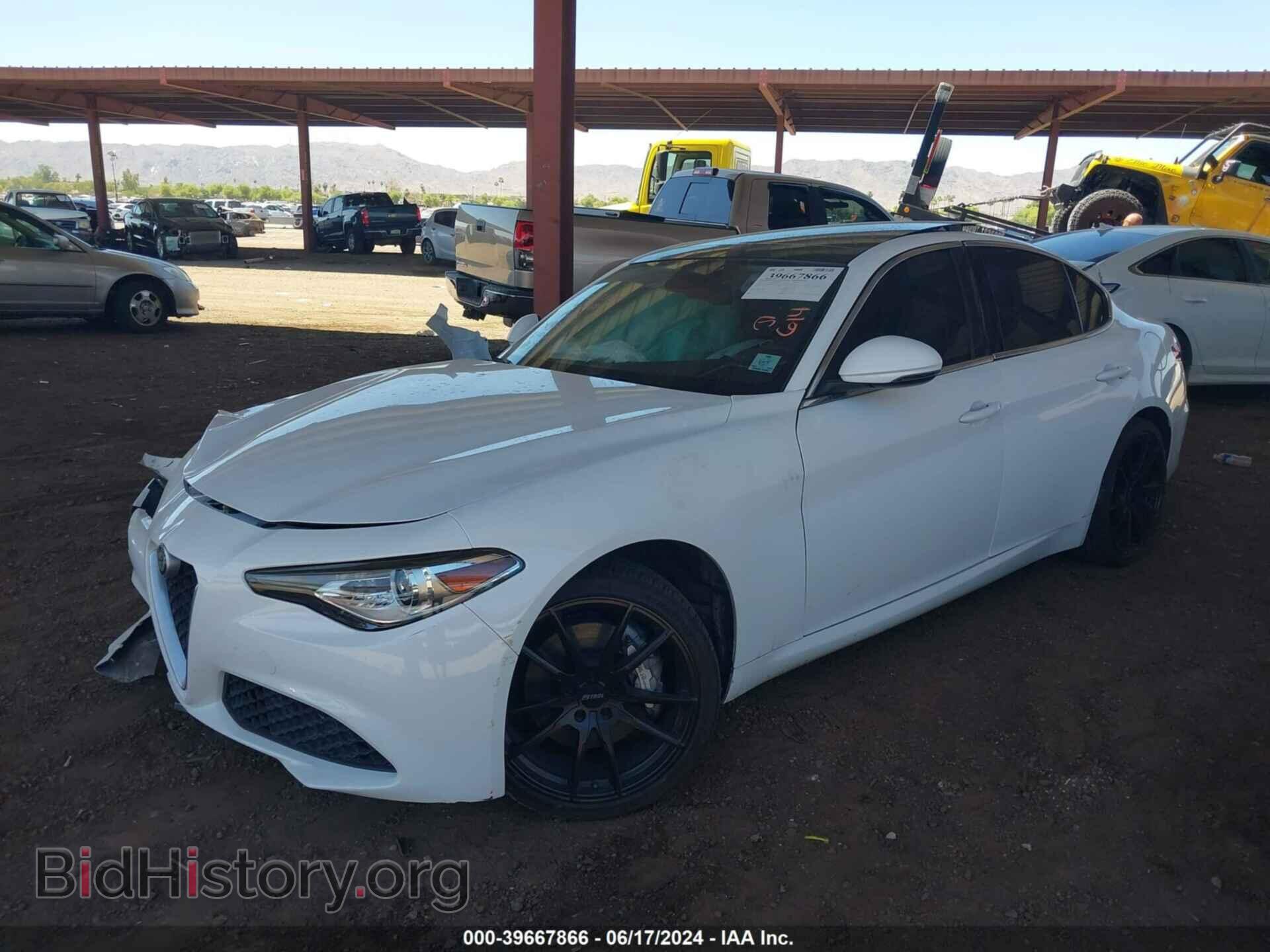 2017 ALFA ROMEO GIULIA - VIN: ZARFAEBN4H7562683 - Фото 2