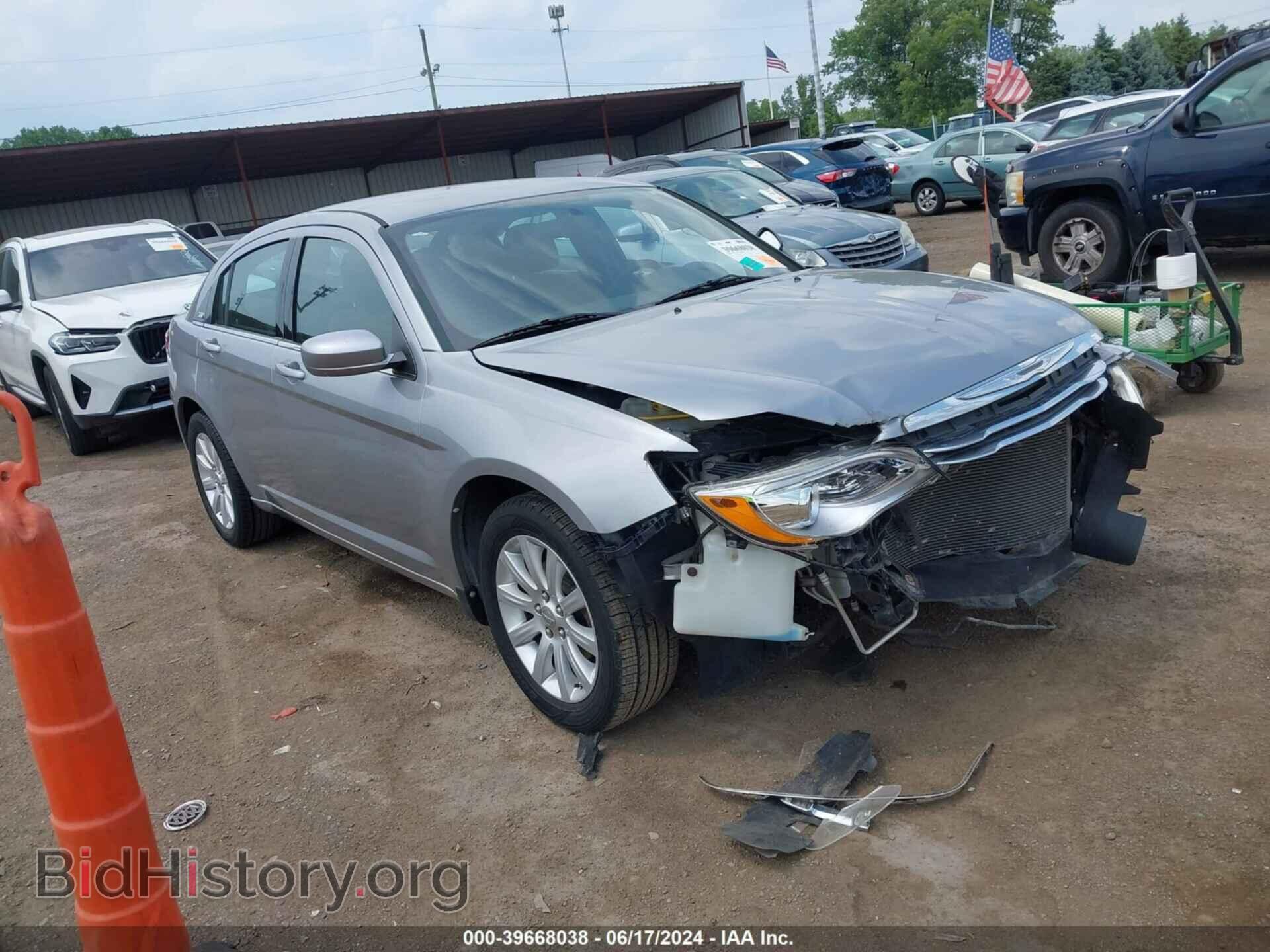 Фотография 1C3CCBBB8DN700229 - CHRYSLER 200 2013