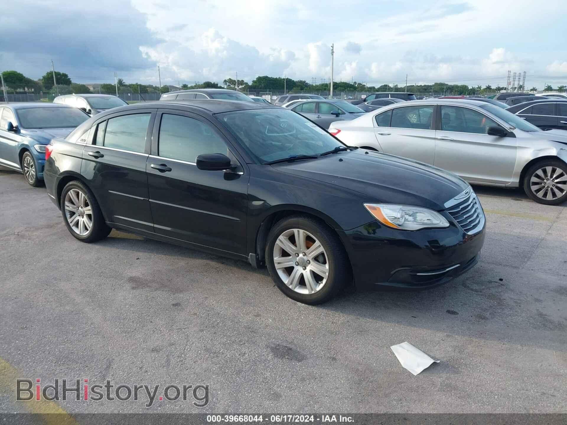 Фотография 1C3CCBBB8DN656586 - CHRYSLER 200 2013