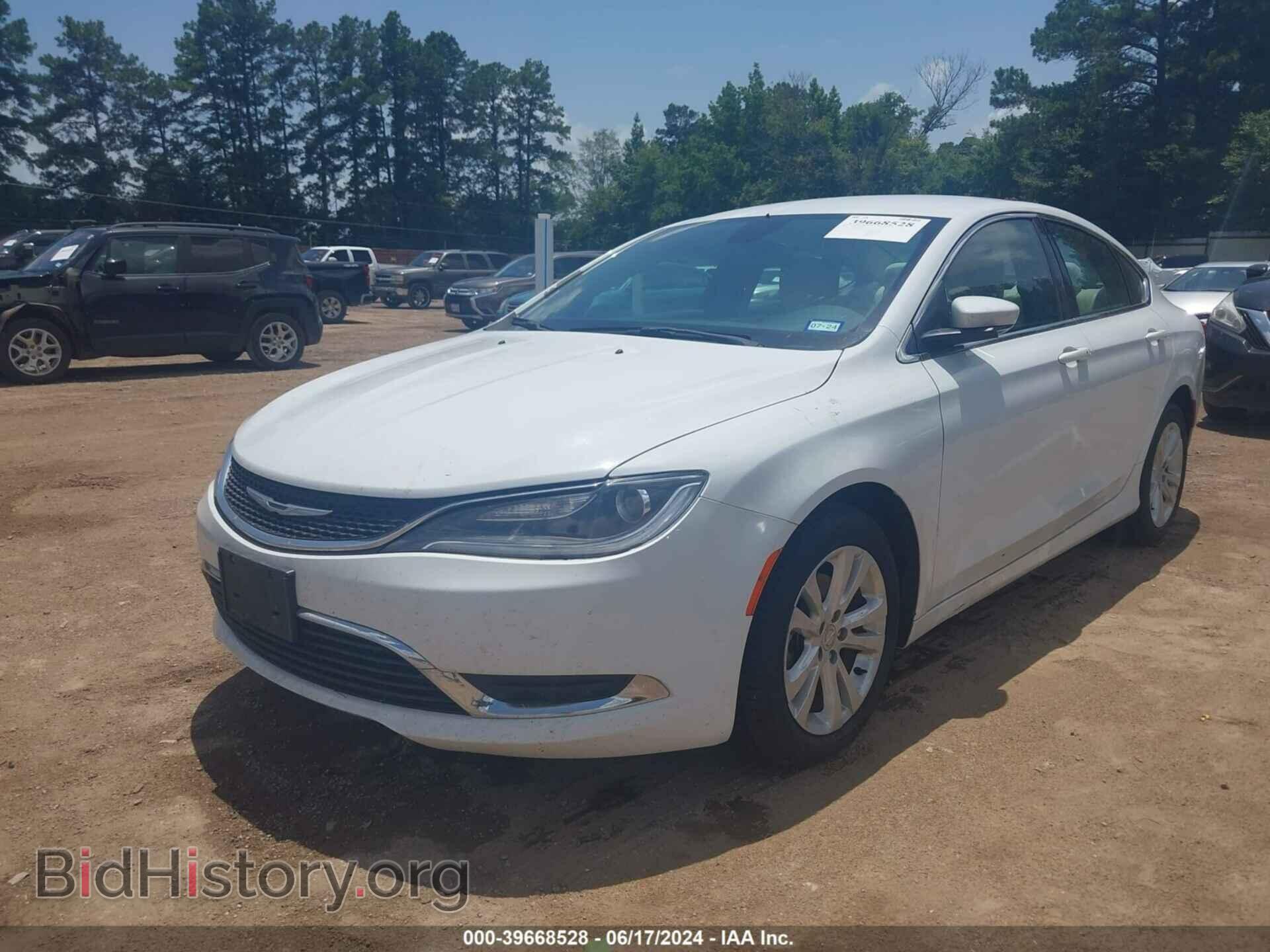 2016 CHRYSLER 200 - VIN: 1C3CCCAB2GN132880 - Фото 2