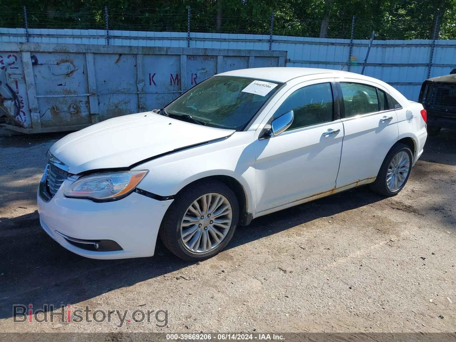 2012 CHRYSLER 200 - VIN: 1C3CCBCB3CN206227 - Photo 2