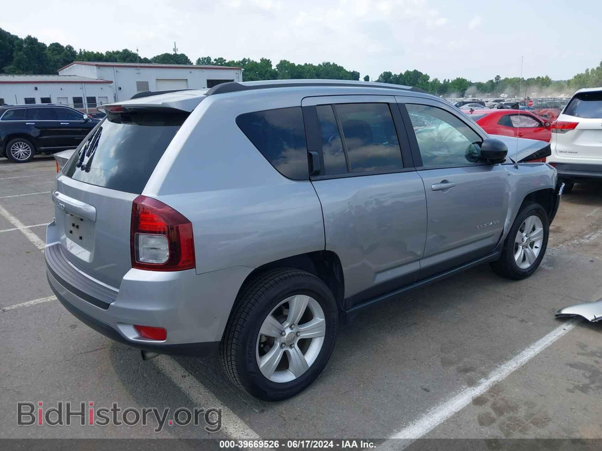 2015 JEEP COMPASS - VIN: 1C4NJDBB7FD395577 - Photo 4
