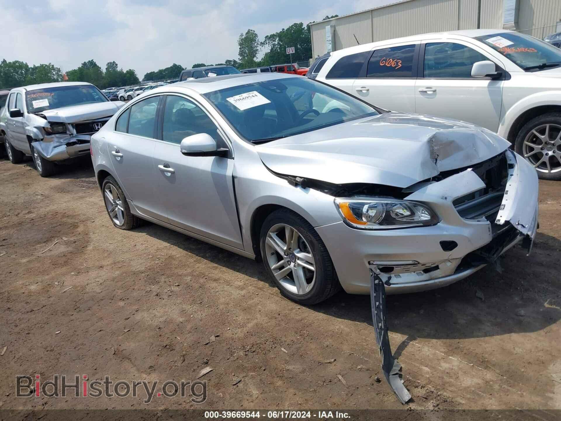 Photo YV1612TC0F1309716 - VOLVO S60 2015