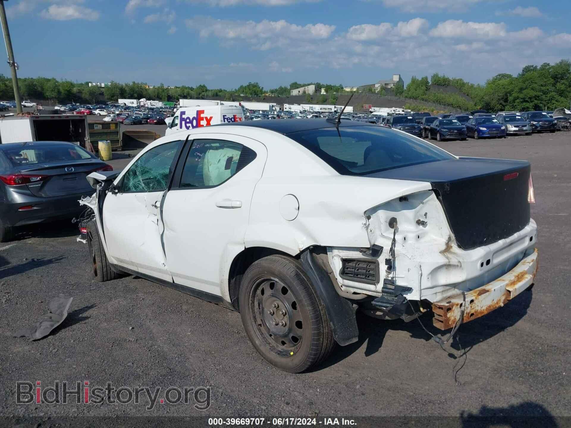 2011 DODGE AVENGER - VIN: 1B3BD4FB4BN590692 - Photo 3