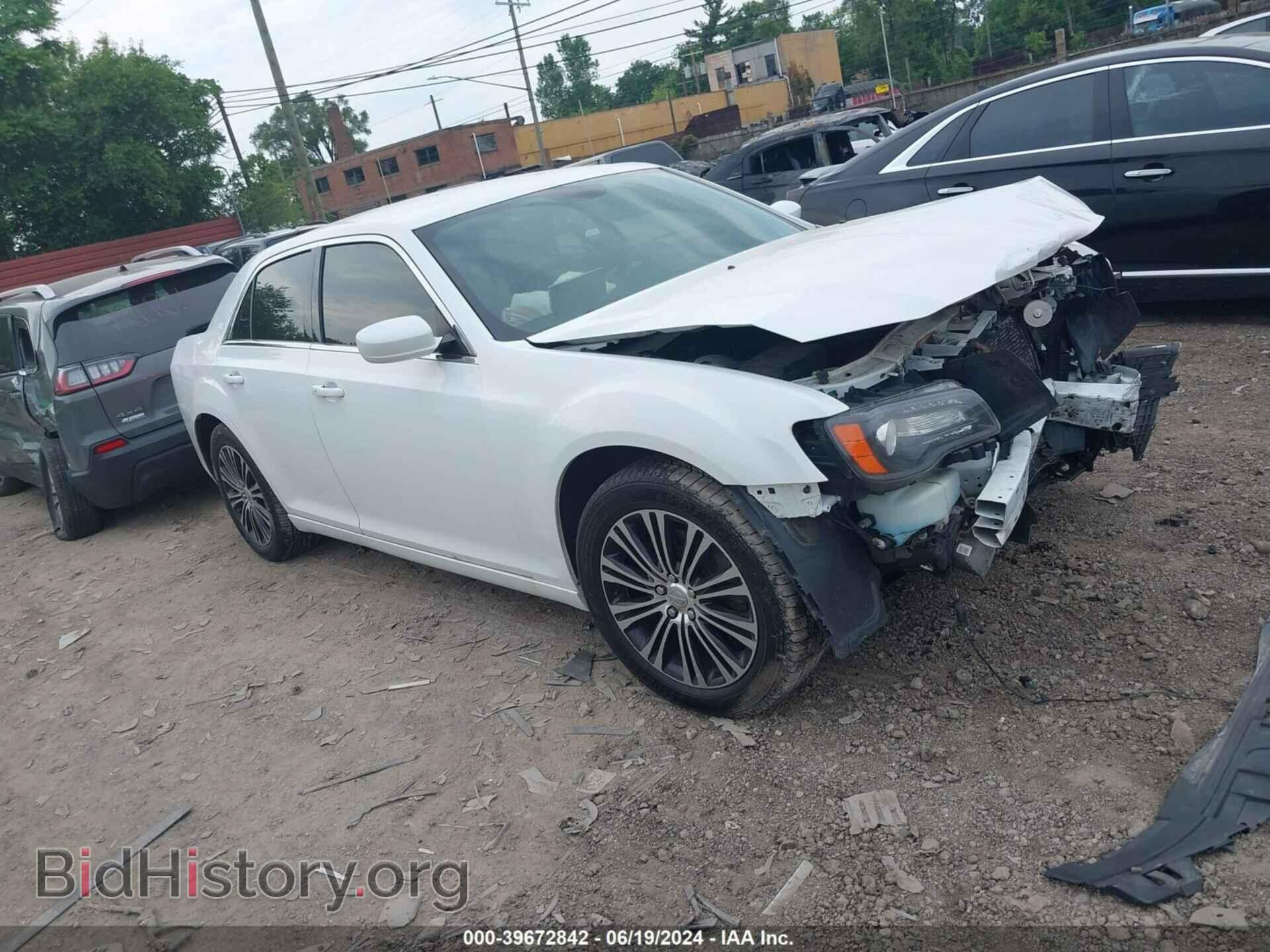 Фотография 2C3CCAGG4EH139066 - CHRYSLER 300 2014