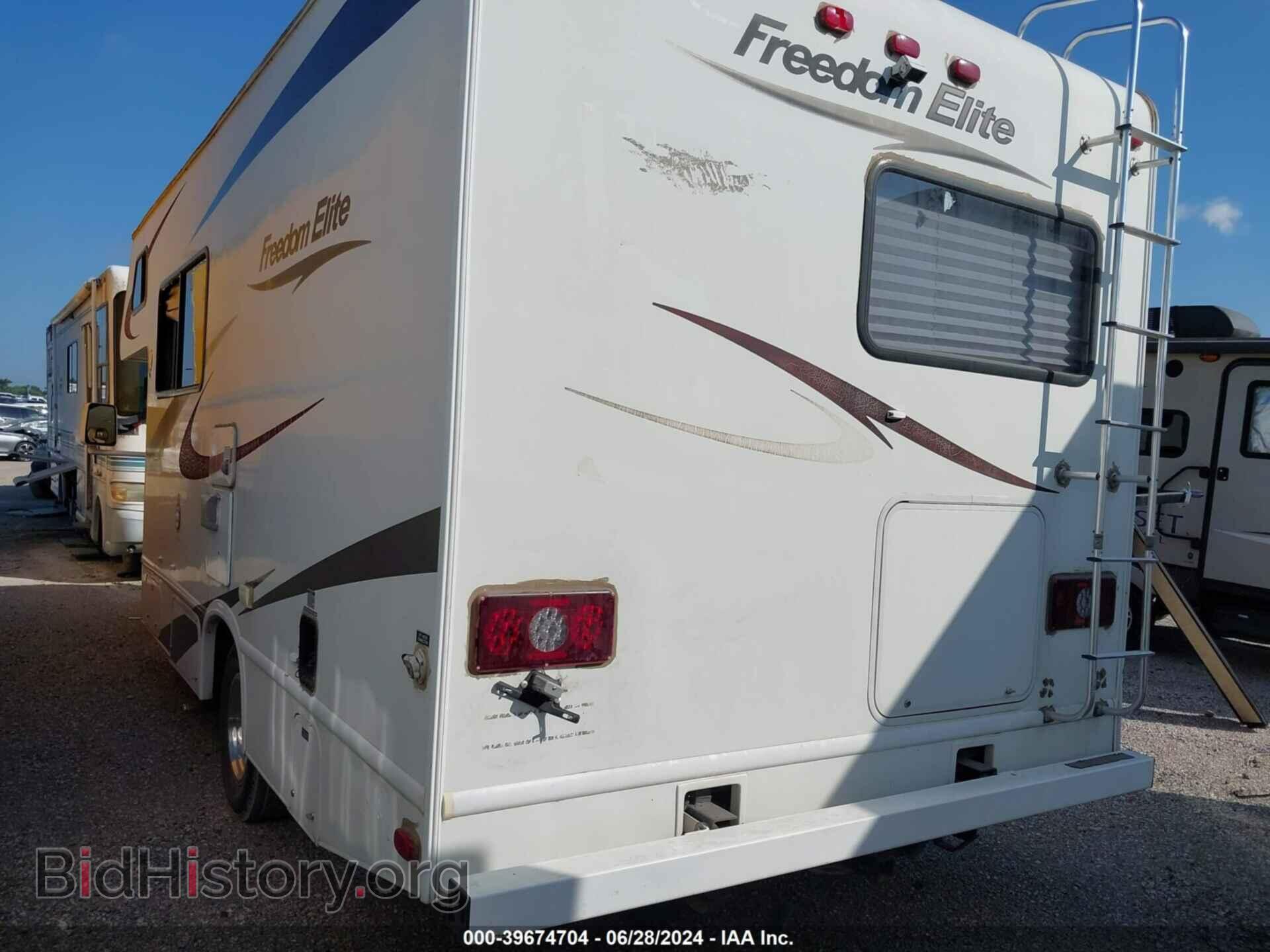 2011 FORD E-350 CUTAWAY - VIN: 1FDWE3FS1ADA97026 - Фото 3