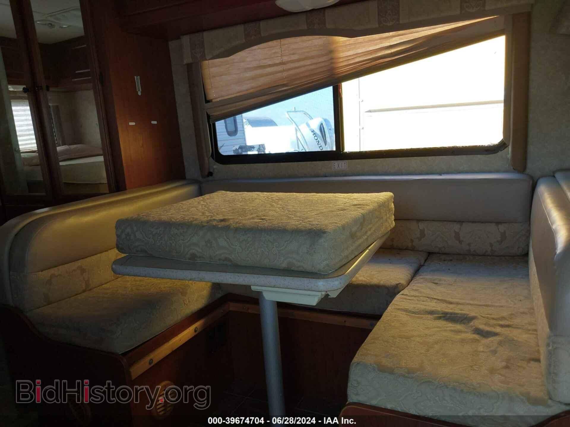 2011 FORD E-350 CUTAWAY - VIN: 1FDWE3FS1ADA97026 - Фото 6