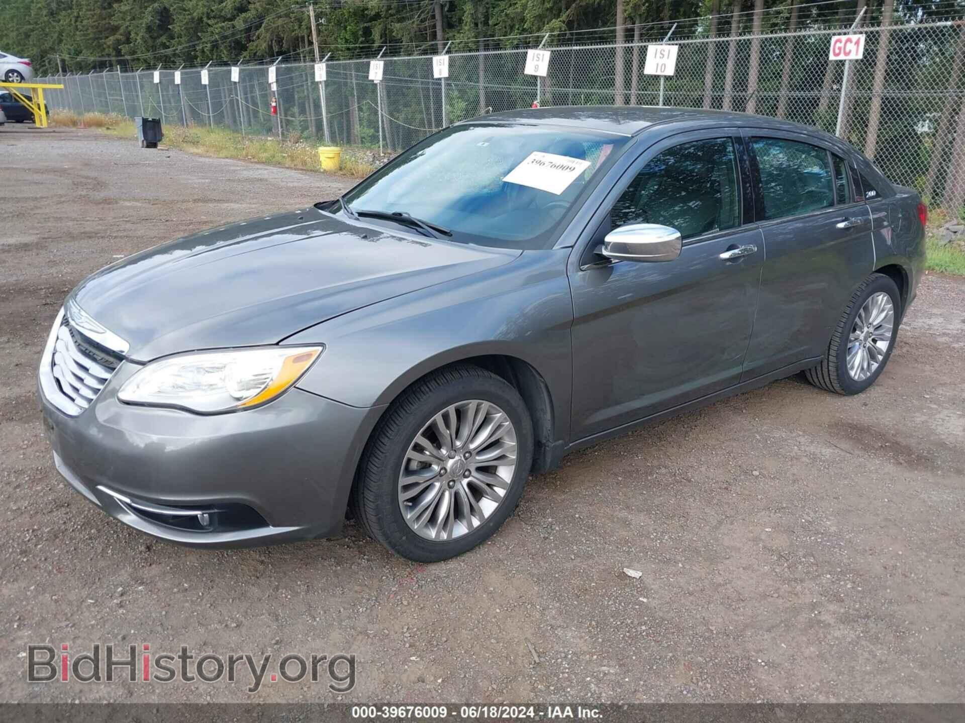 2012 CHRYSLER 200 - VIN: 1C3CCBCBXCN306437 - Photo 2