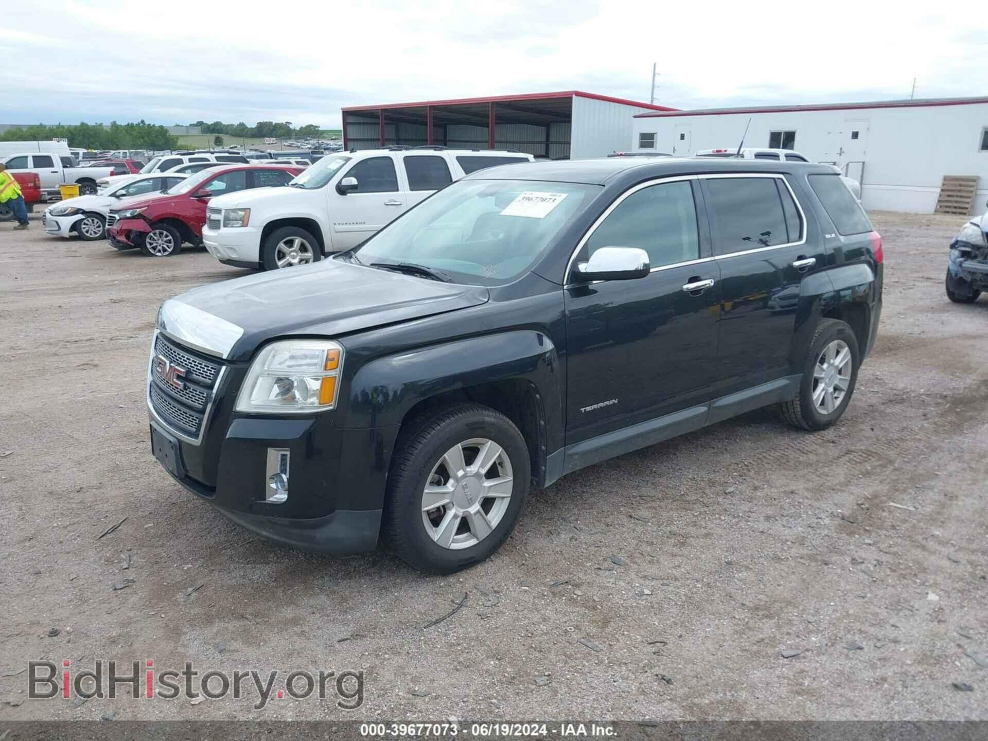 2011 GMC TERRAIN - VIN: 2CTALMEC8B6374845 - Фото 2