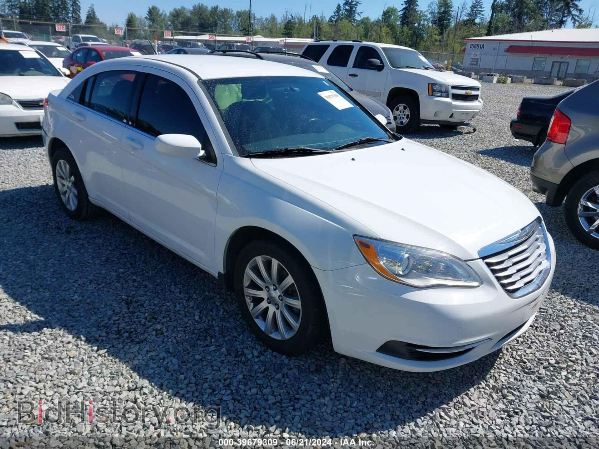 Фотография 1C3CCBBBXDN762571 - CHRYSLER 200 2013