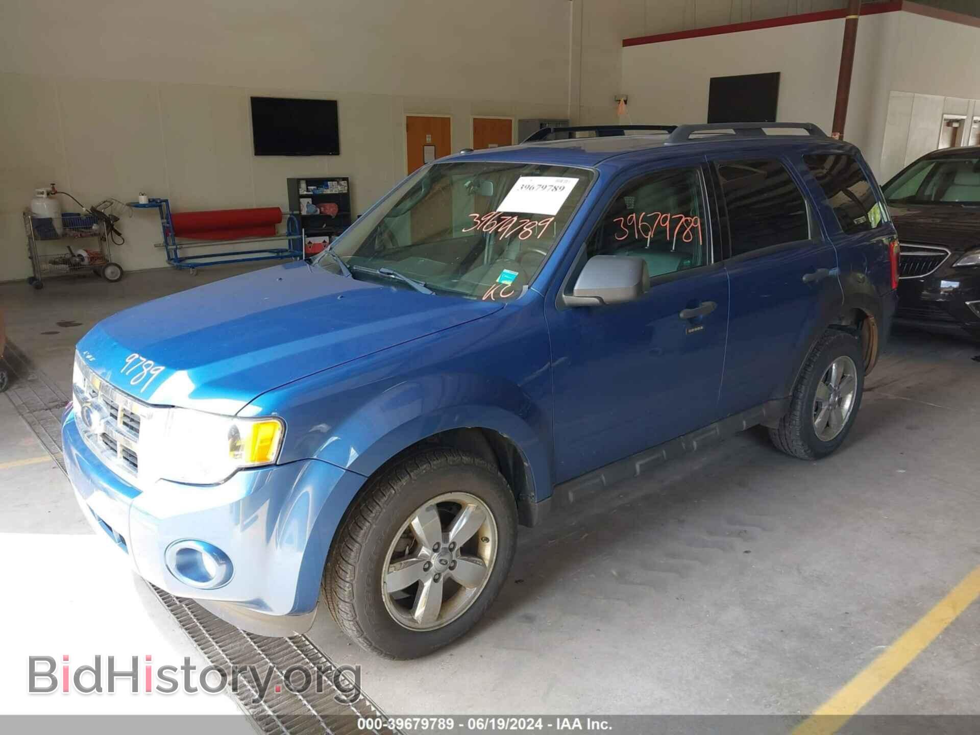 2009 FORD ESCAPE - VIN: 1FMCU93739KC85448 - Фото 2