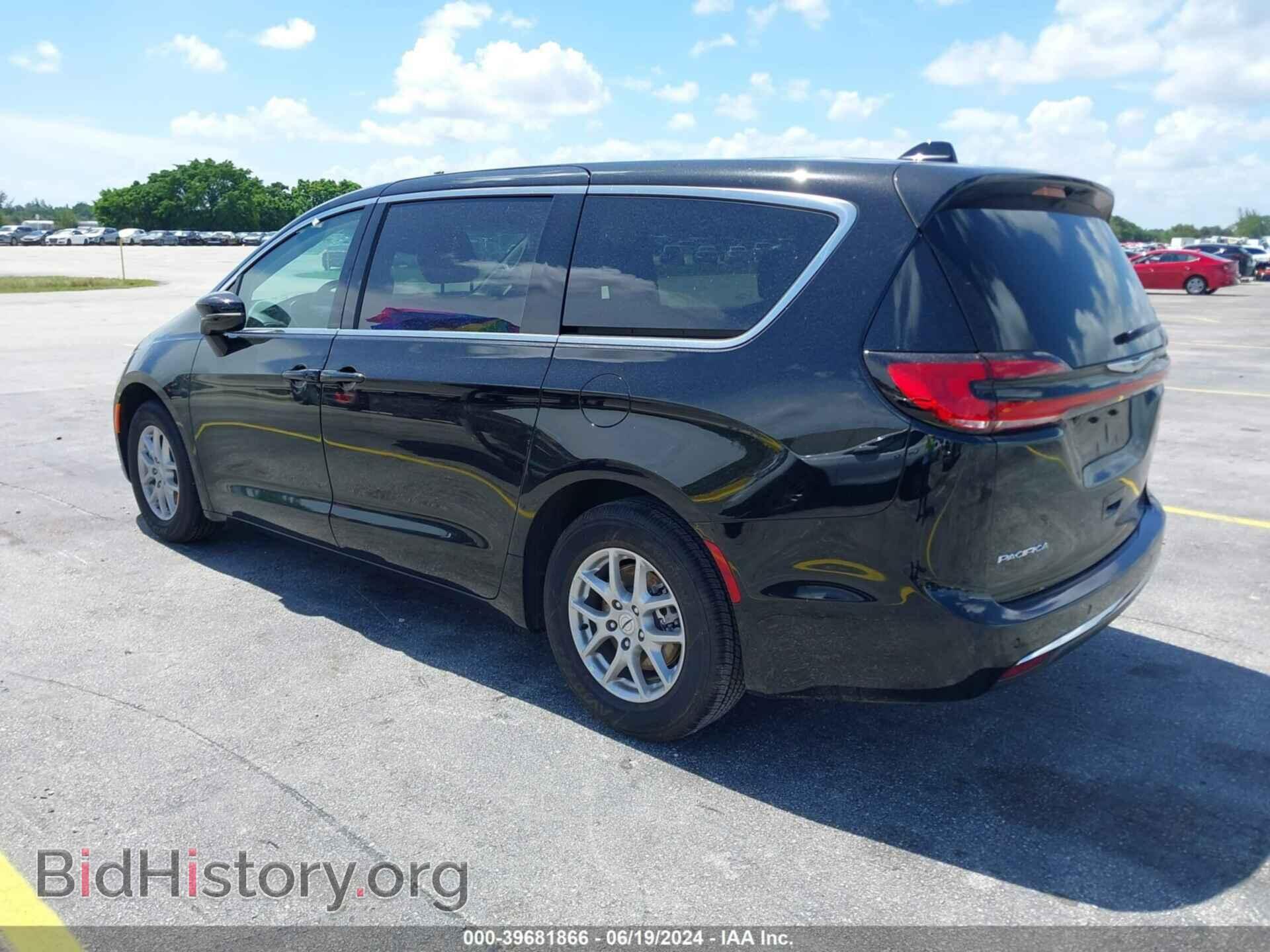 2024 CHRYSLER PACIFICA - VIN: 2C4RC1BG5RR135878 - Фото 3