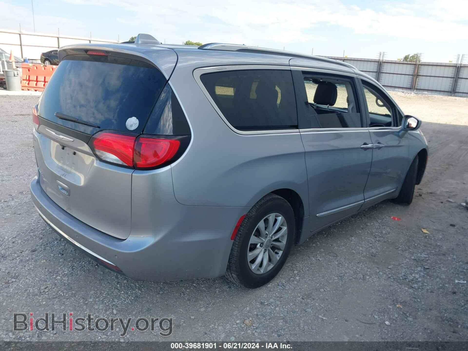 2018 CHRYSLER PACIFICA - VIN: 2C4RC1BG4JR112094 - Фото 4