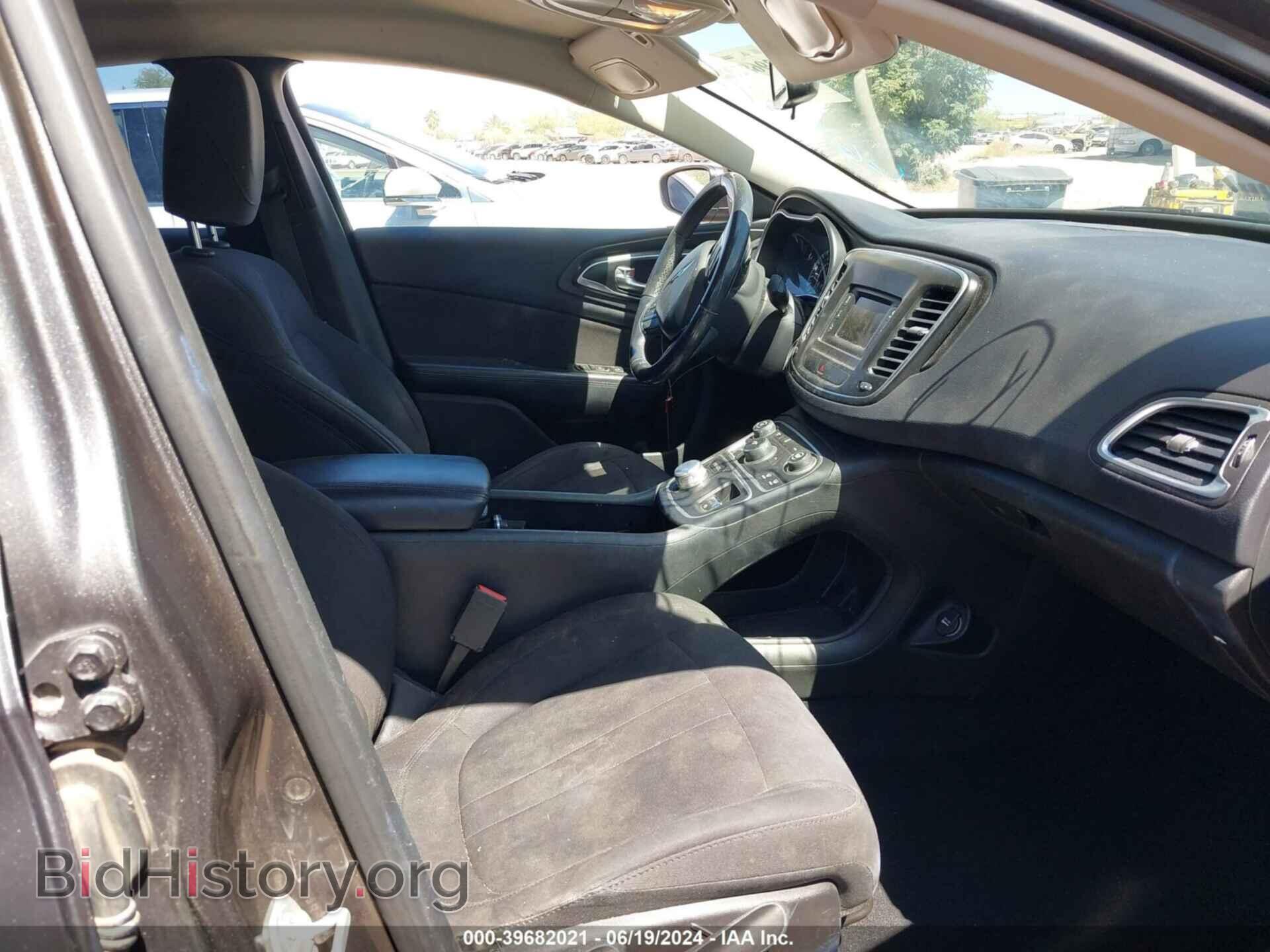 2015 CHRYSLER 200 - VIN: 1C3CCCAB2FN668372 - Фото 5