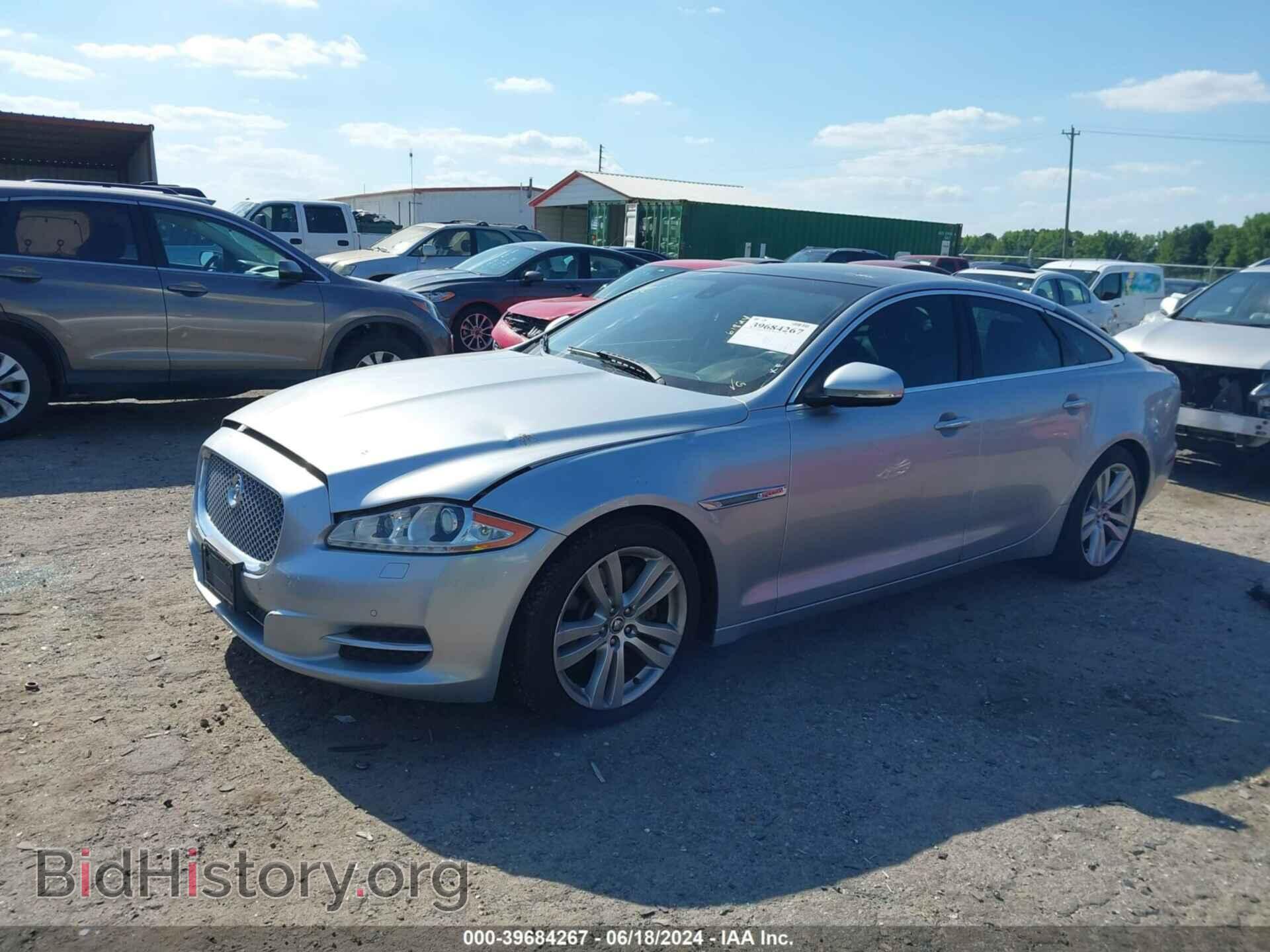 2011 JAGUAR XJ - VIN: SAJWA1CB9BLV16936 - Фото 2