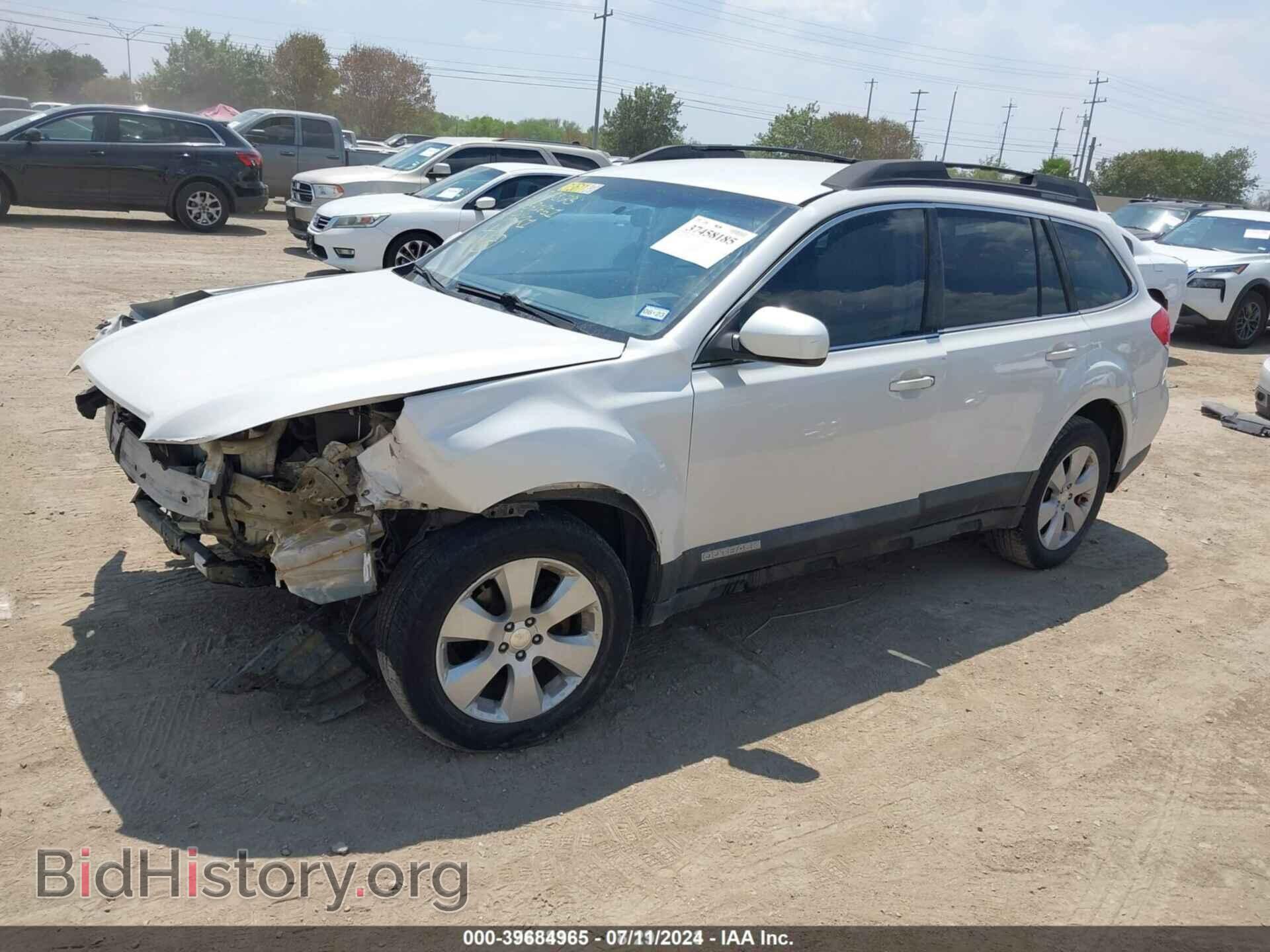 2011 SUBARU OUTBACK - VIN: 4S4BRBCC6B3419421 - Фото 2