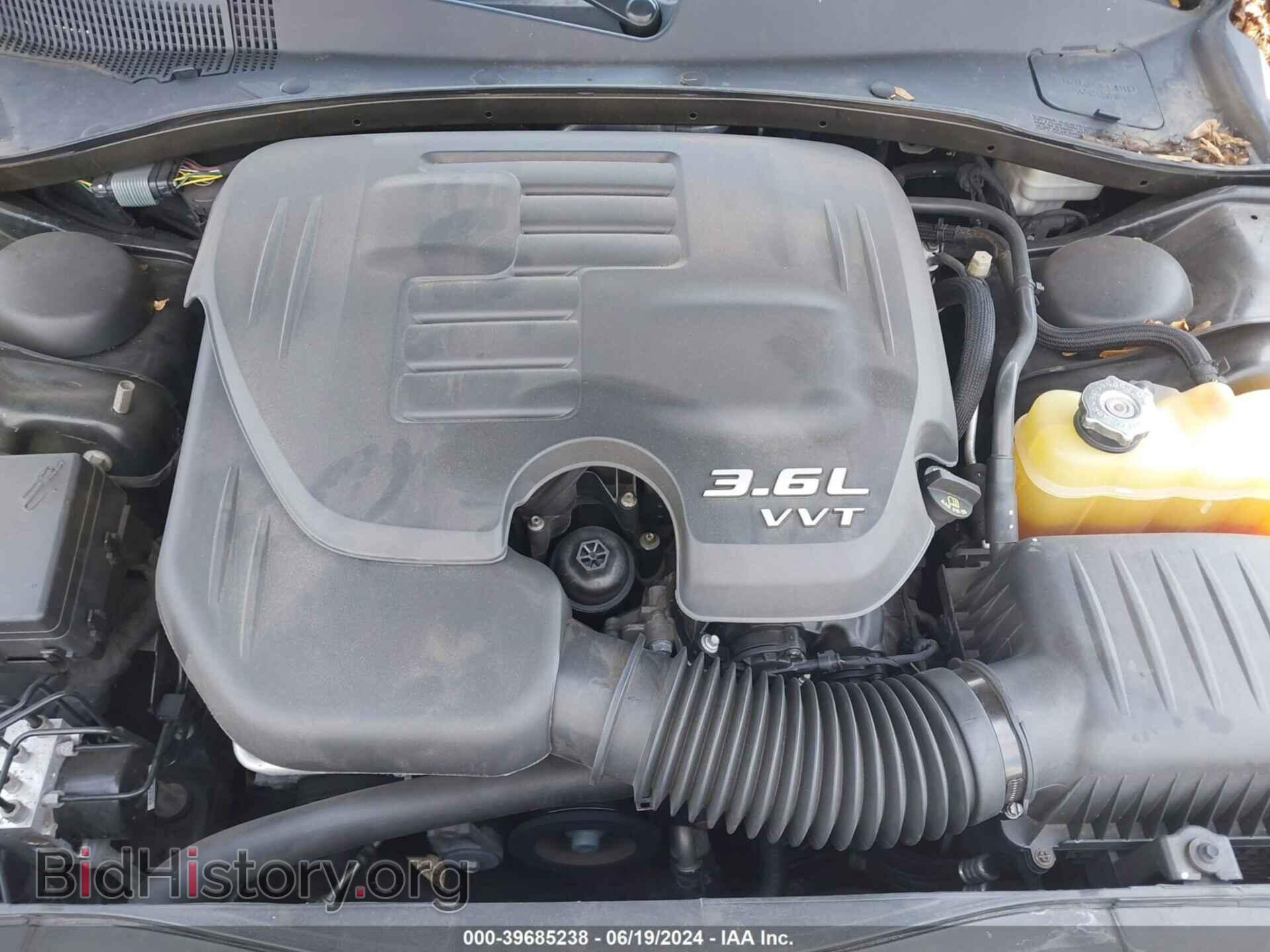 2014 CHRYSLER 300 - VIN: 2C3CCAGG7EH311834 - Photo 10