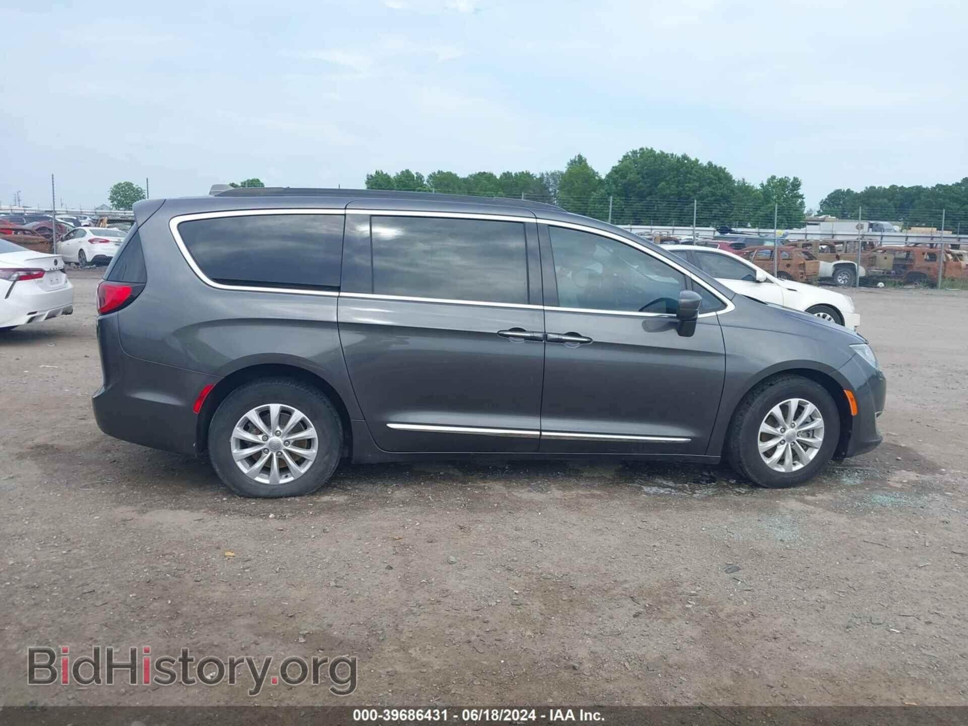 2017 CHRYSLER PACIFICA - VIN: 2C4RC1BG0HR507920 - Photo 13