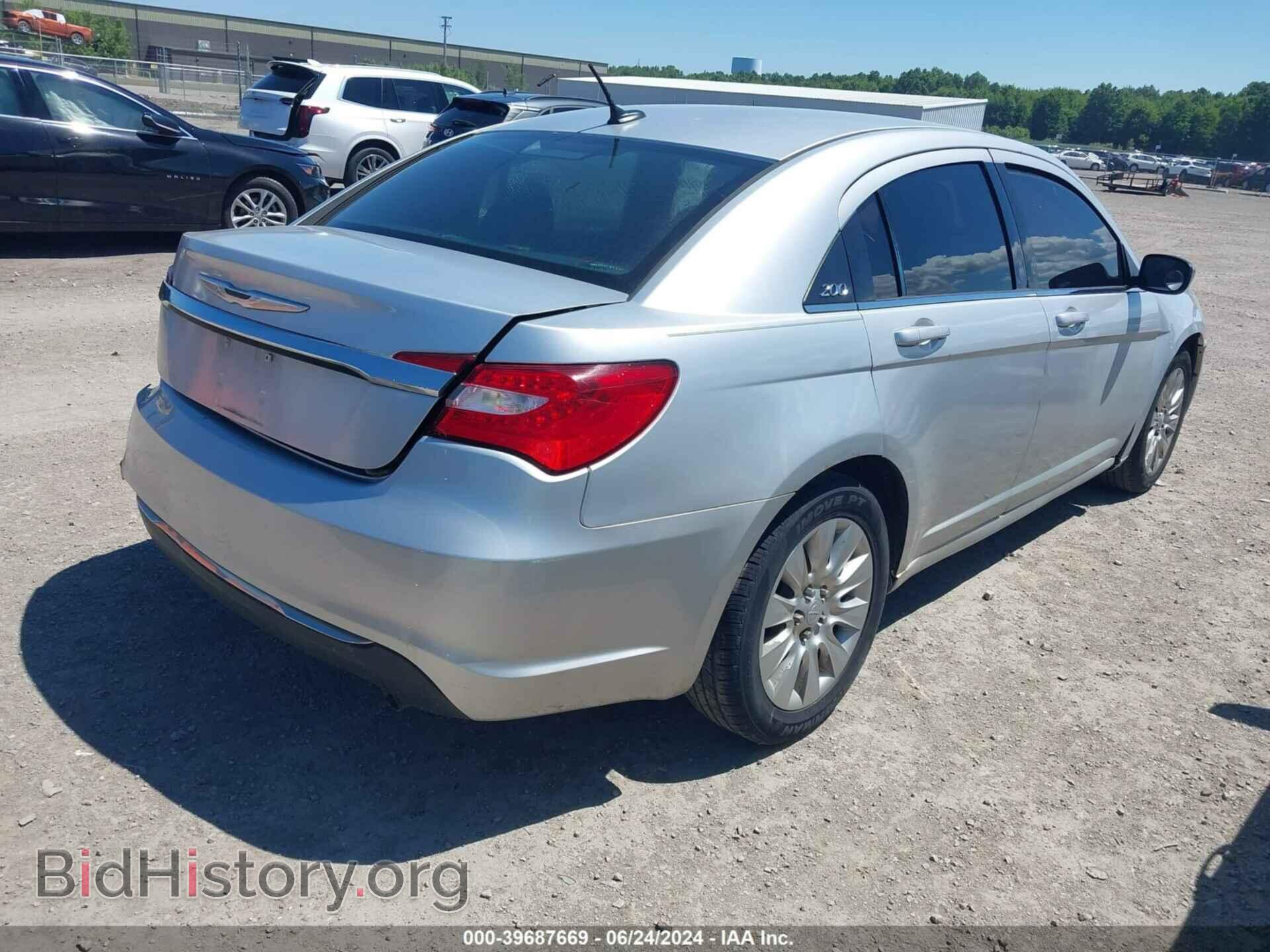 2012 CHRYSLER 200 - VIN: 1C3CCBABXCN236067 - Фото 4