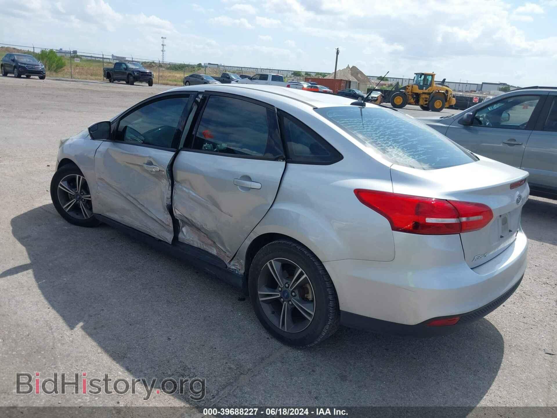2018 FORD FOCUS - VIN: 1FADP3FE3JL204265 - Photo 3