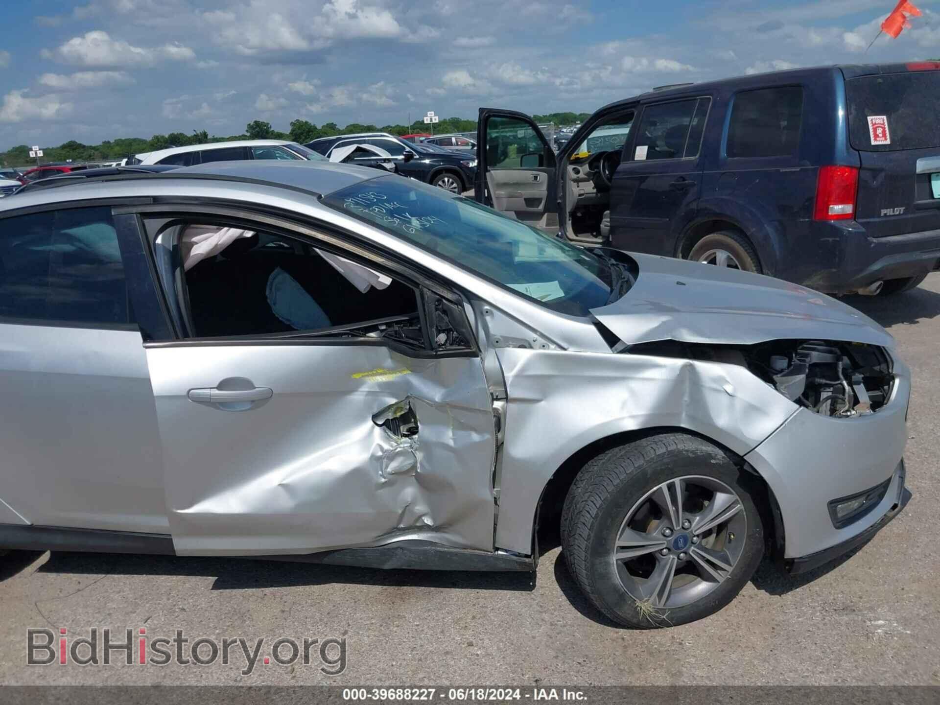 2018 FORD FOCUS - VIN: 1FADP3FE3JL204265 - Photo 6