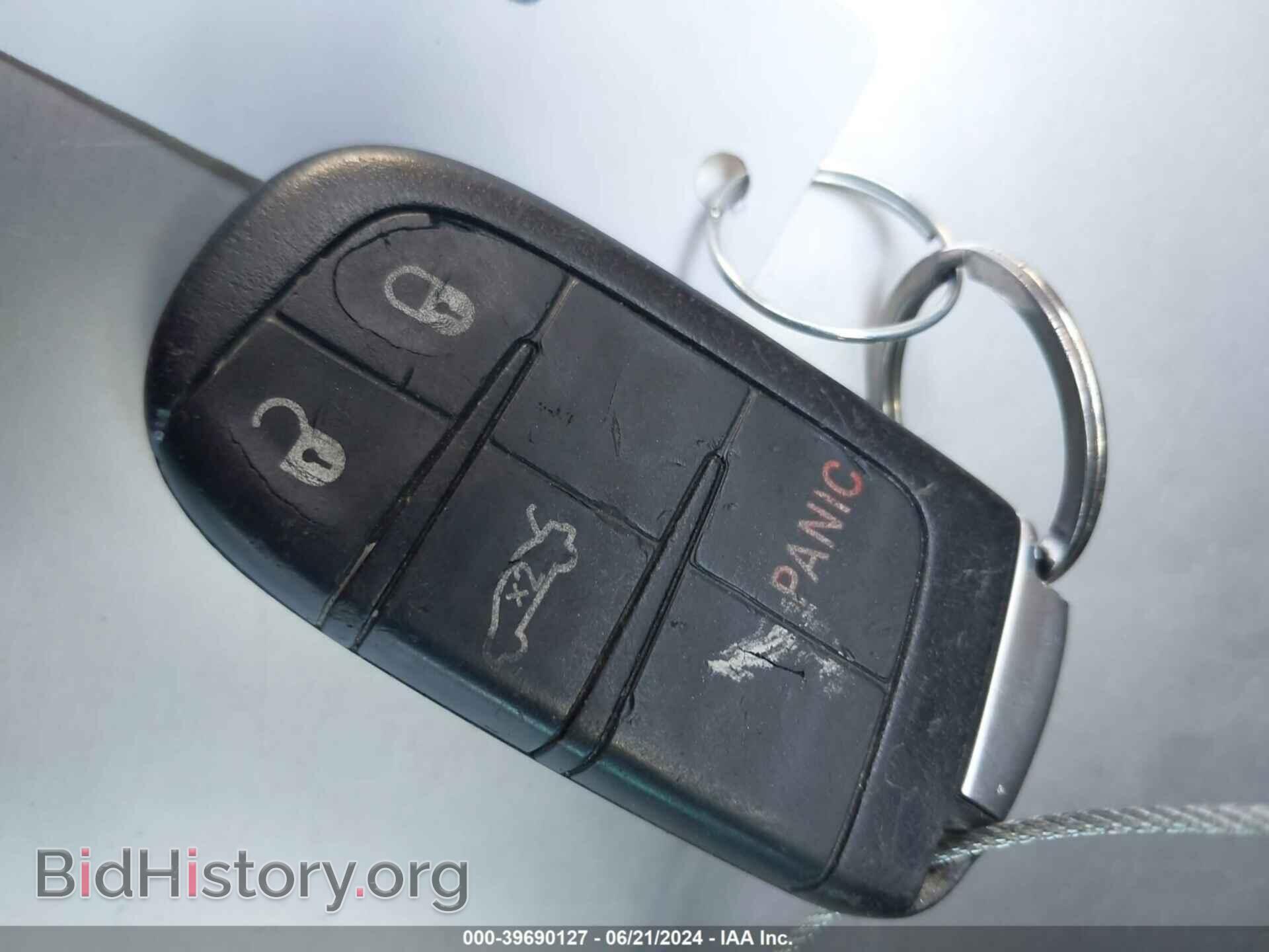 2014 CHRYSLER 300 - VIN: 2C3CCAAG2EH200102 - Photo 11