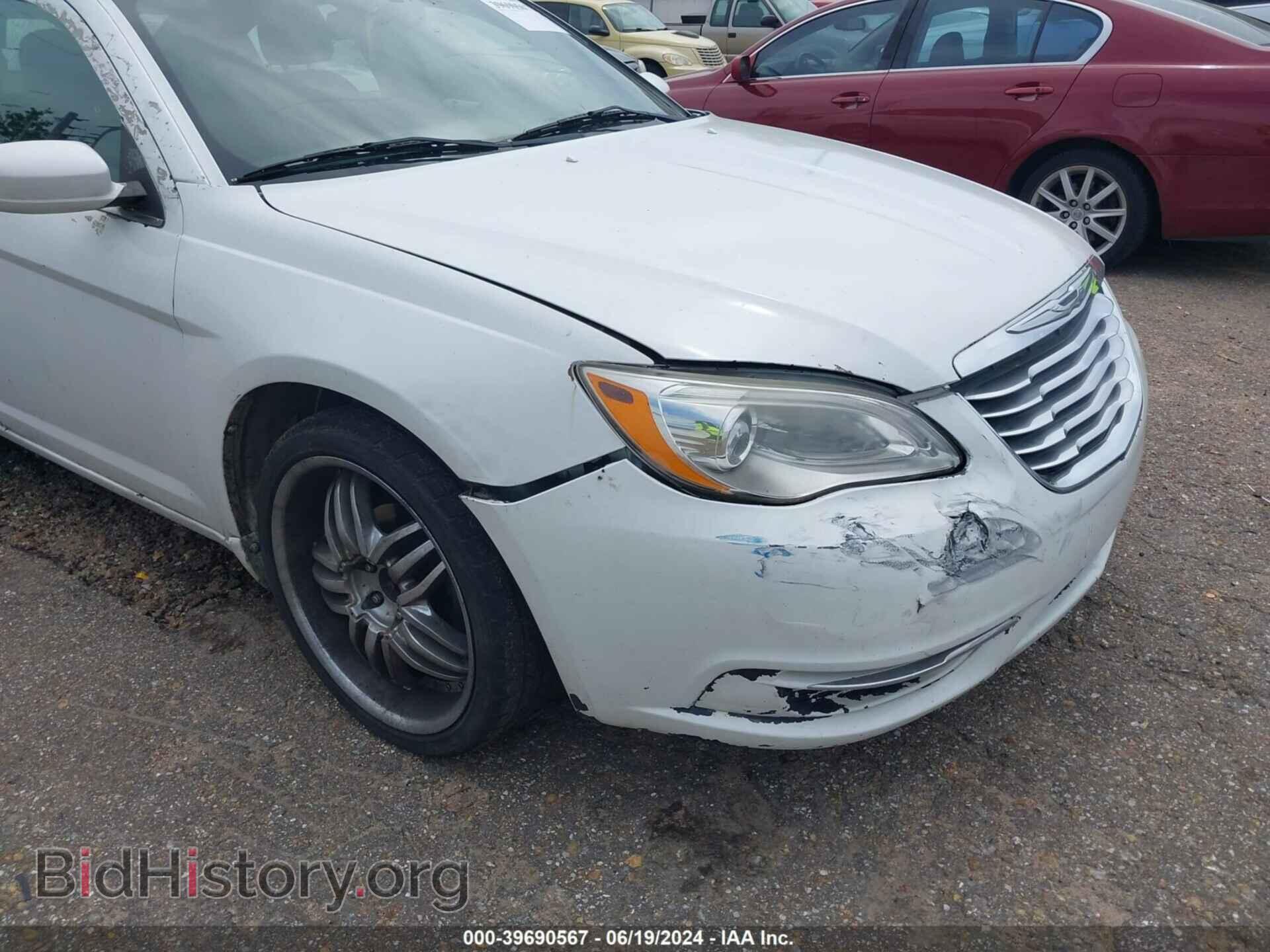 2011 CHRYSLER 200 - VIN: 1C3BC1FB1BN595496 - Фото 6