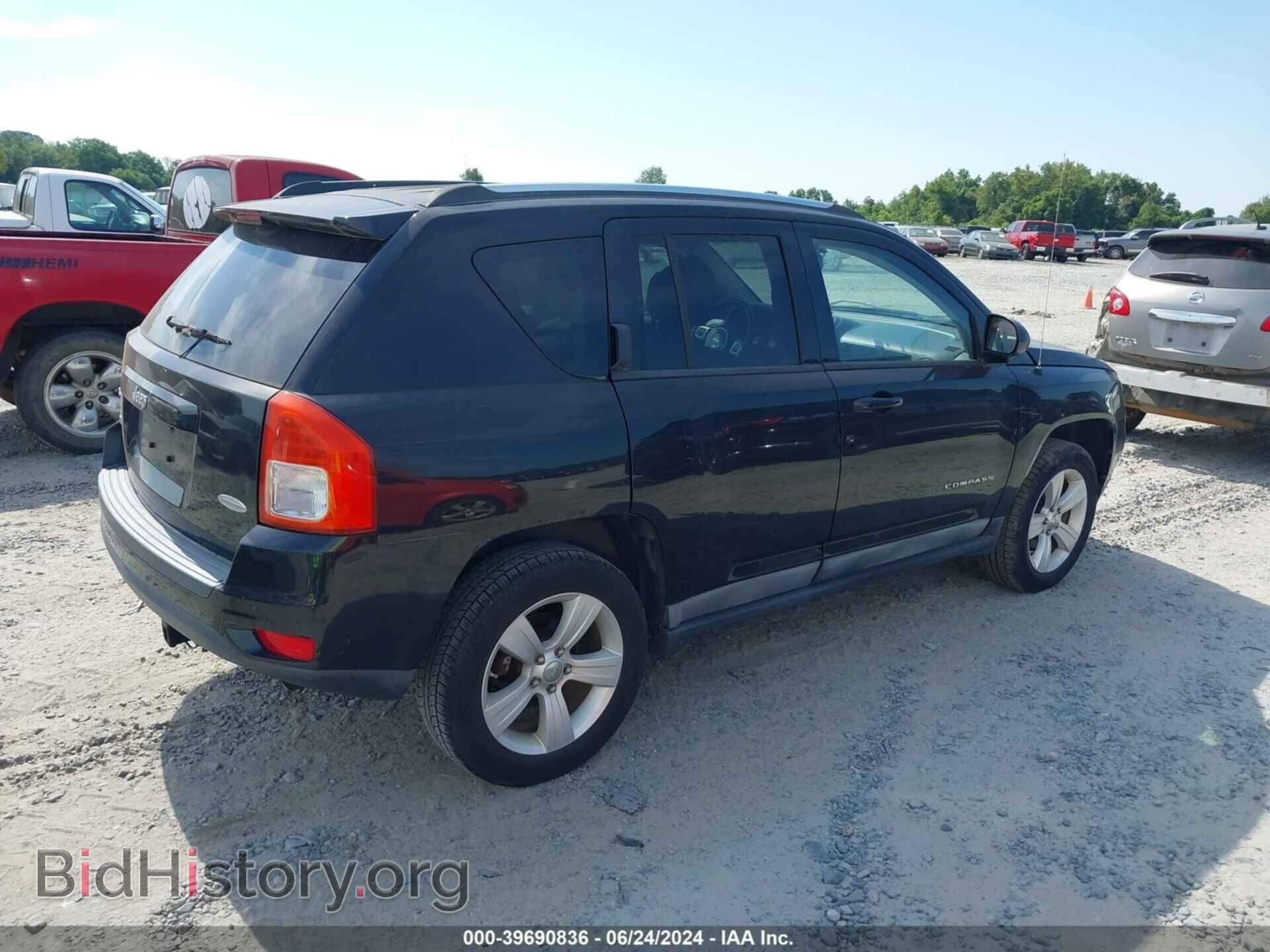 2011 JEEP COMPASS - VIN: 1J4NF1FB1BD150272 - Photo 4