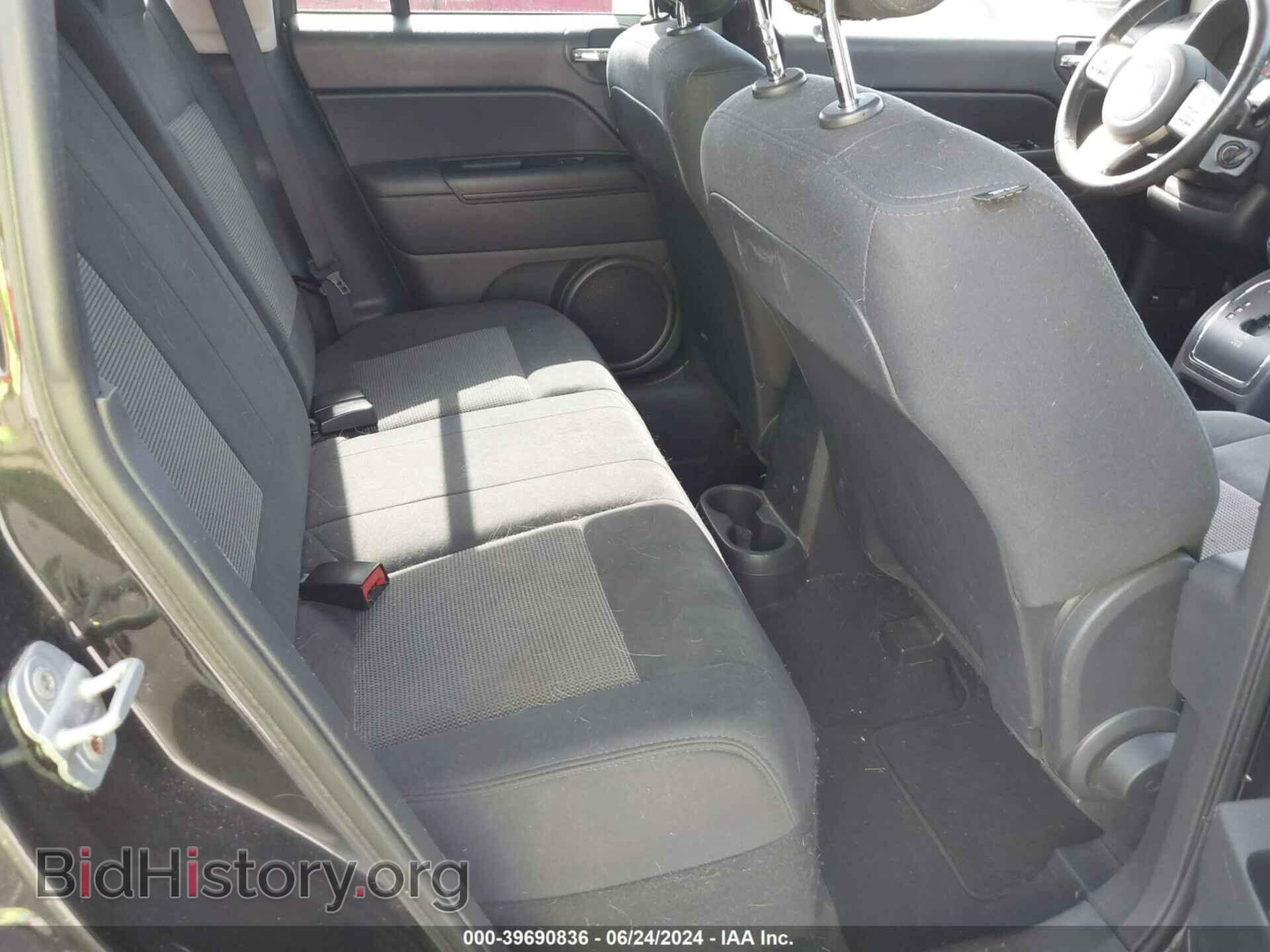 2011 JEEP COMPASS - VIN: 1J4NF1FB1BD150272 - Photo 8