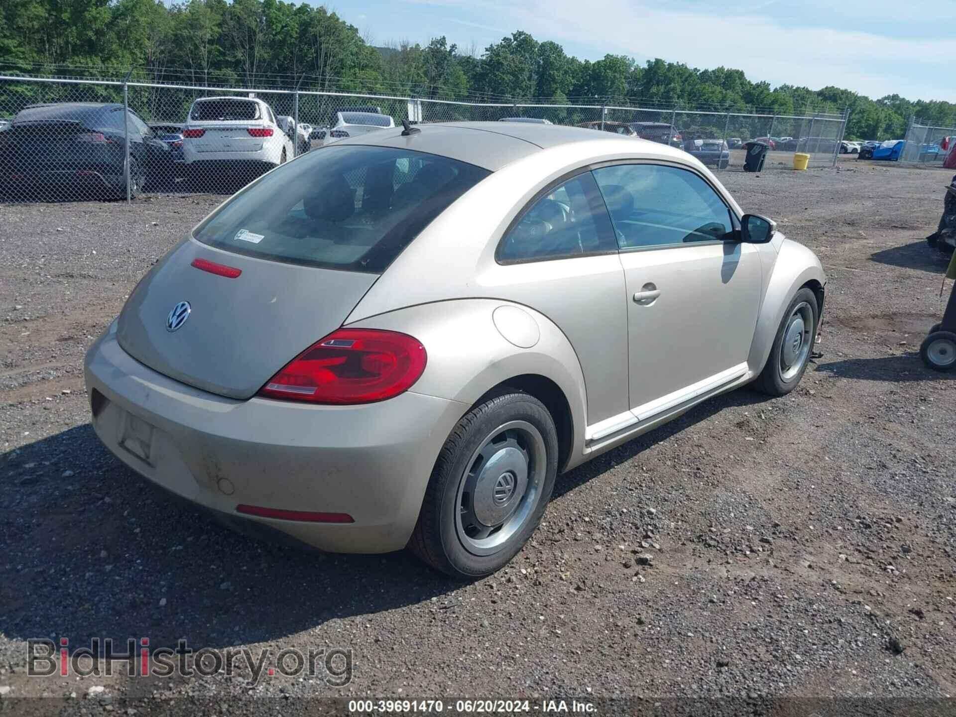 2013 VOLKSWAGEN BEETLE - VIN: 3VWJP7AT1DM607638 - Фото 4
