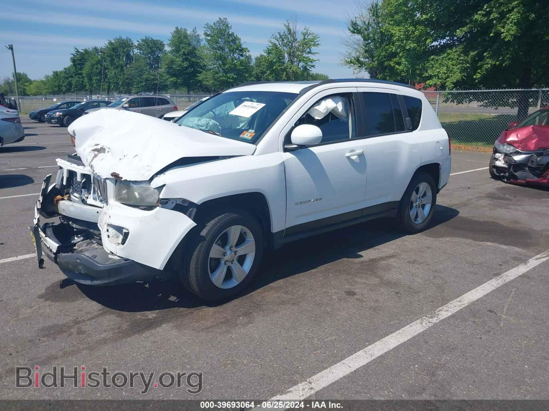 2014 JEEP COMPASS - VIN: 1C4NJDEB7ED670908 - Photo 2