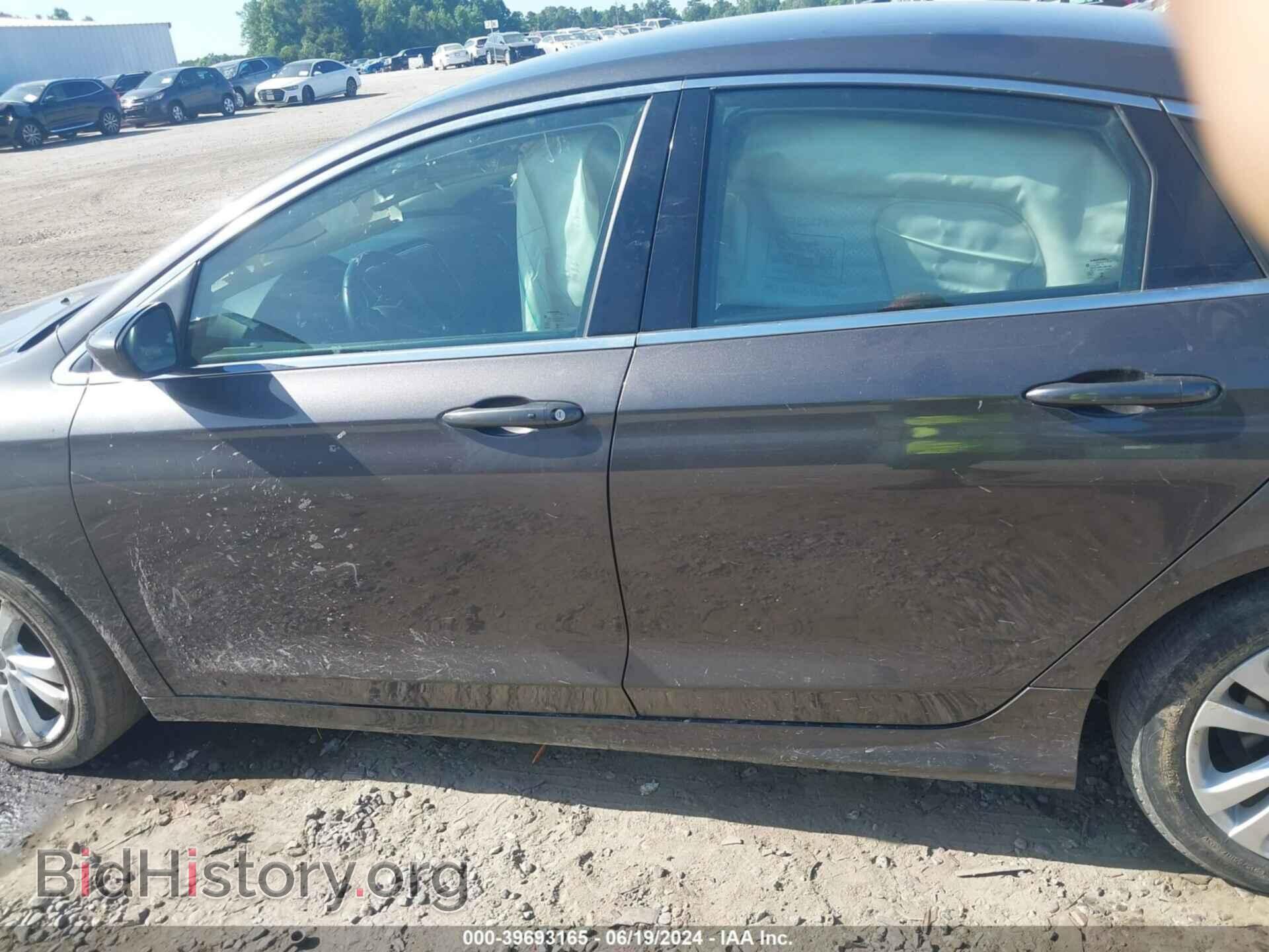 2016 CHRYSLER 200 - VIN: 1C3CCCFB9GN195418 - Фото 14