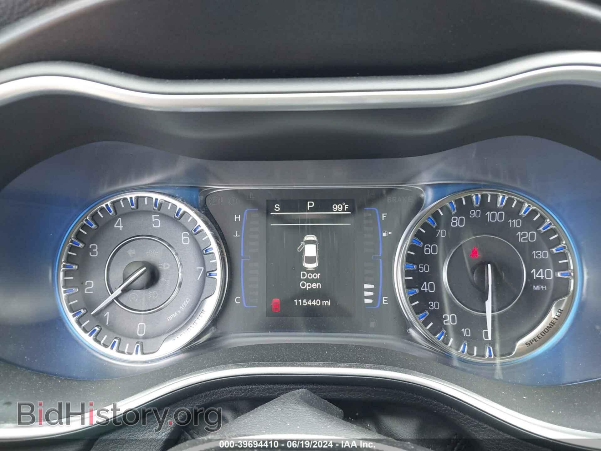 2015 CHRYSLER 200 - VIN: 1C3CCCAB4FN706426 - Photo 7