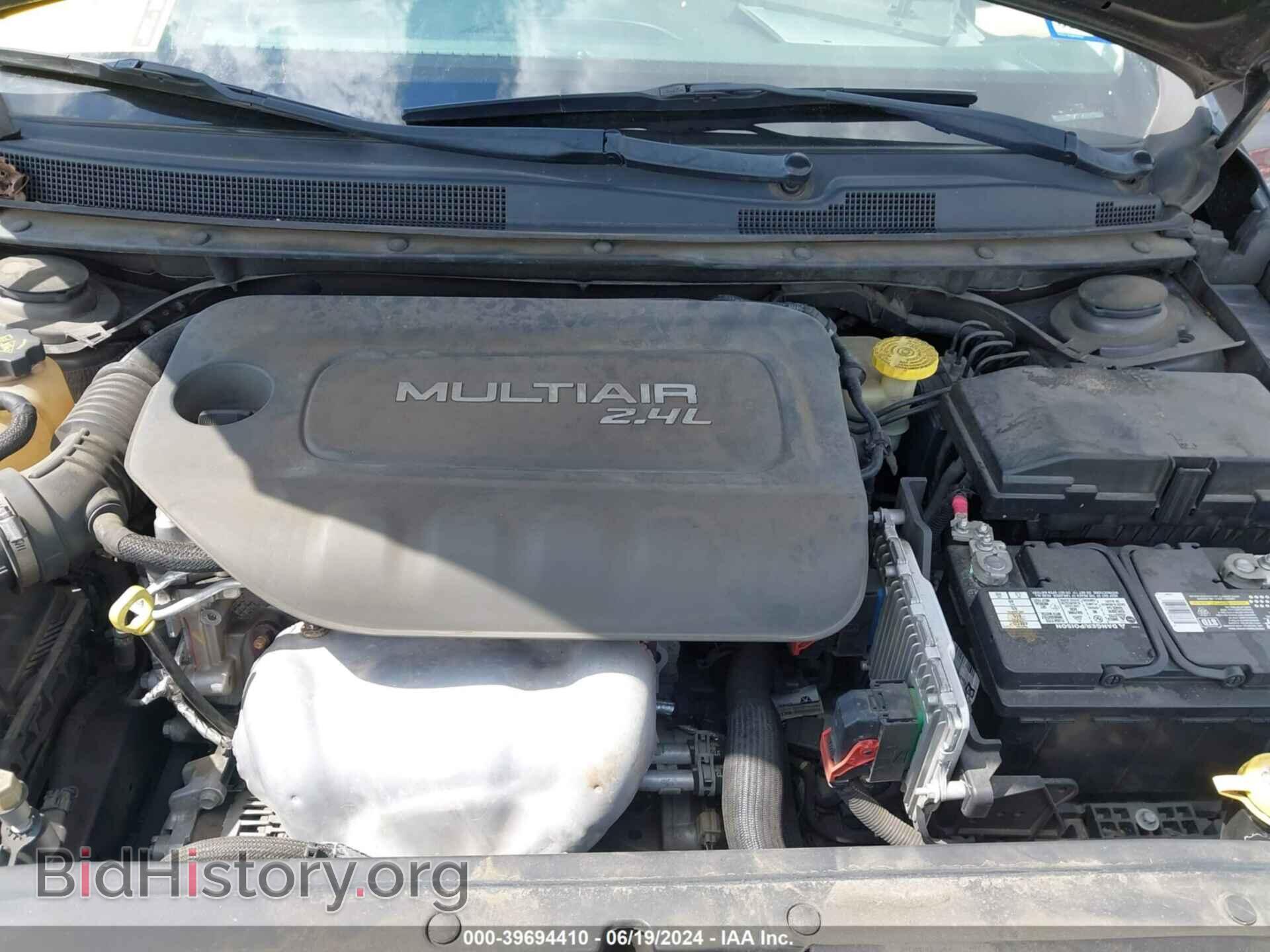 2015 CHRYSLER 200 - VIN: 1C3CCCAB4FN706426 - Photo 10