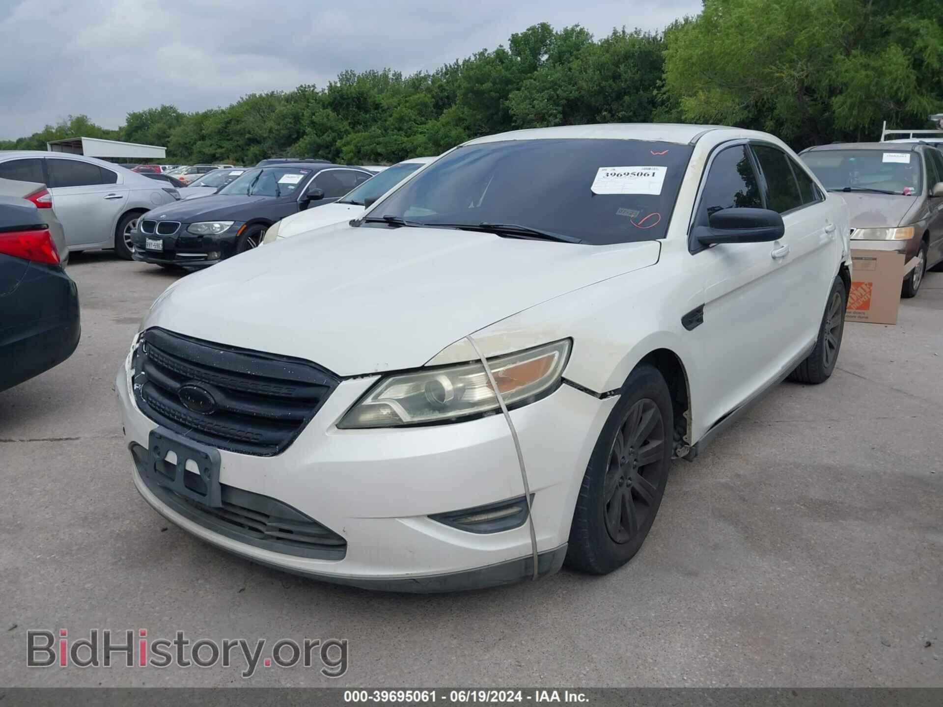 2011 FORD TAURUS - VIN: 1FAHP2DW9BG183620 - Photo 2