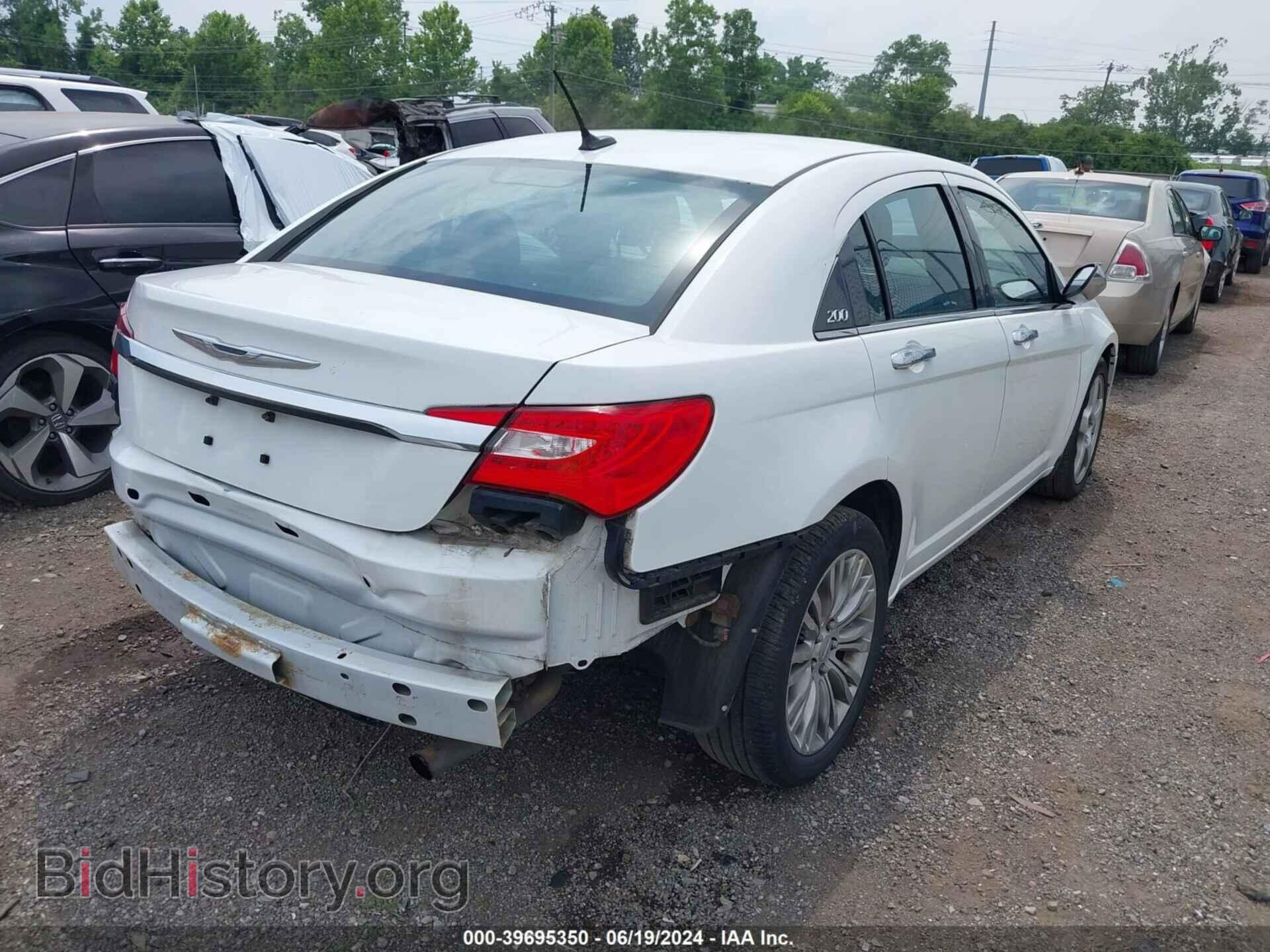 2012 CHRYSLER 200 - VIN: 1C3CCBCB6CN303857 - Photo 4