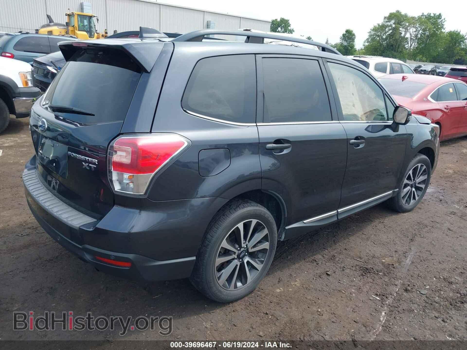 2017 SUBARU FORESTER - VIN: JF2SJGWC8HH550657 - Фото 4