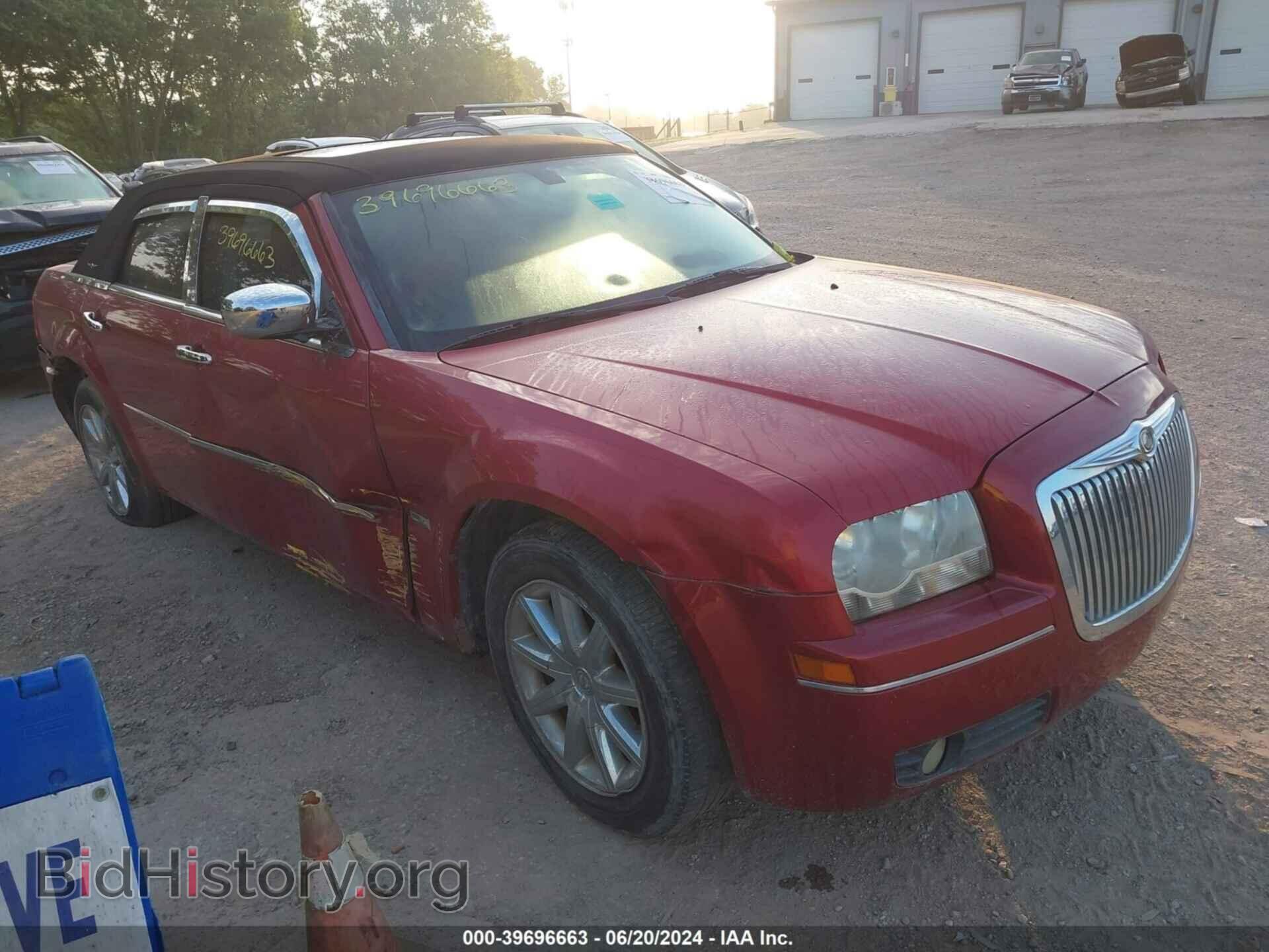 Photo 2C3CA5CV6AH112592 - CHRYSLER 300 2010