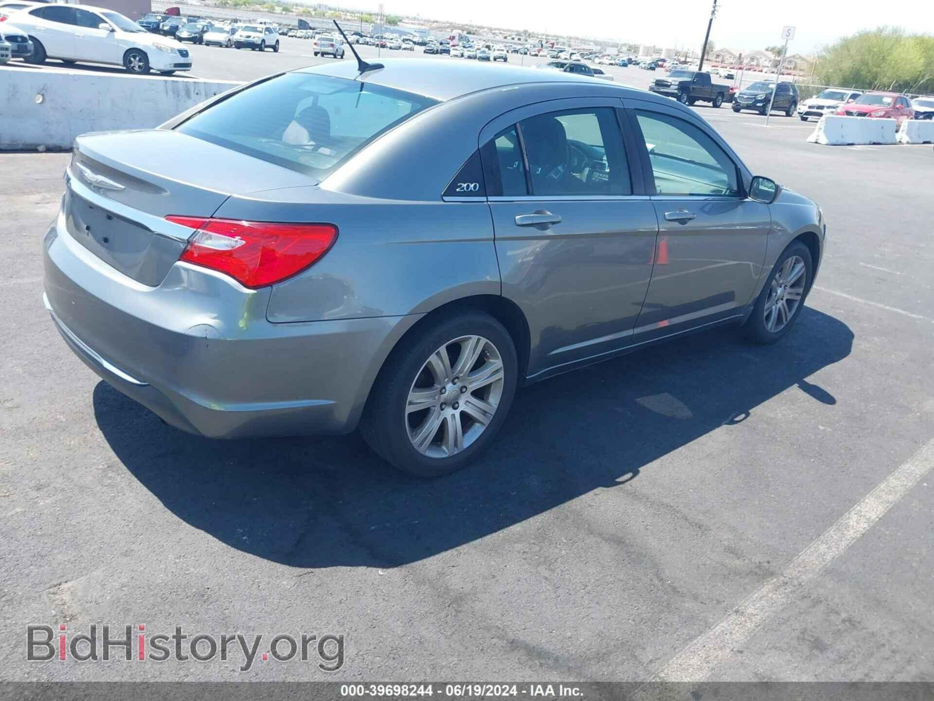 2013 CHRYSLER 200 - VIN: 1C3CCBBB9DN722823 - Фото 4