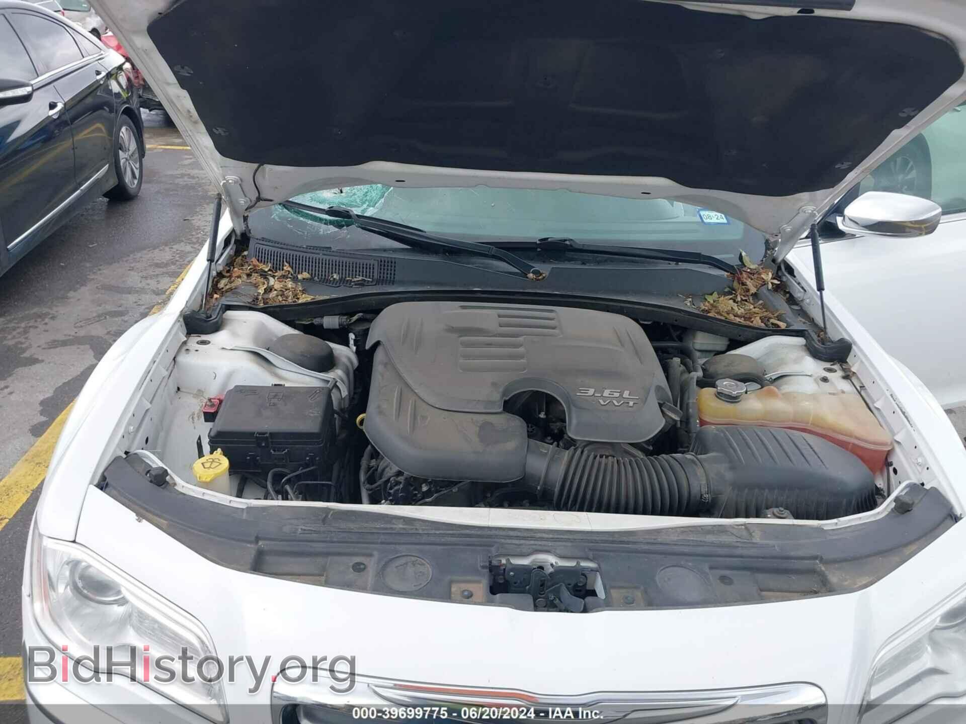 2014 CHRYSLER 300C - VIN: 2C3CCAEG0EH252810 - Фото 10