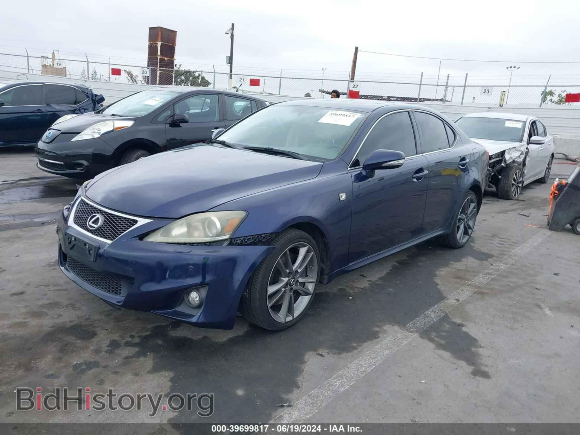 2011 LEXUS IS 350 - VIN: JTHCE5C21B5000800 - Фото 2