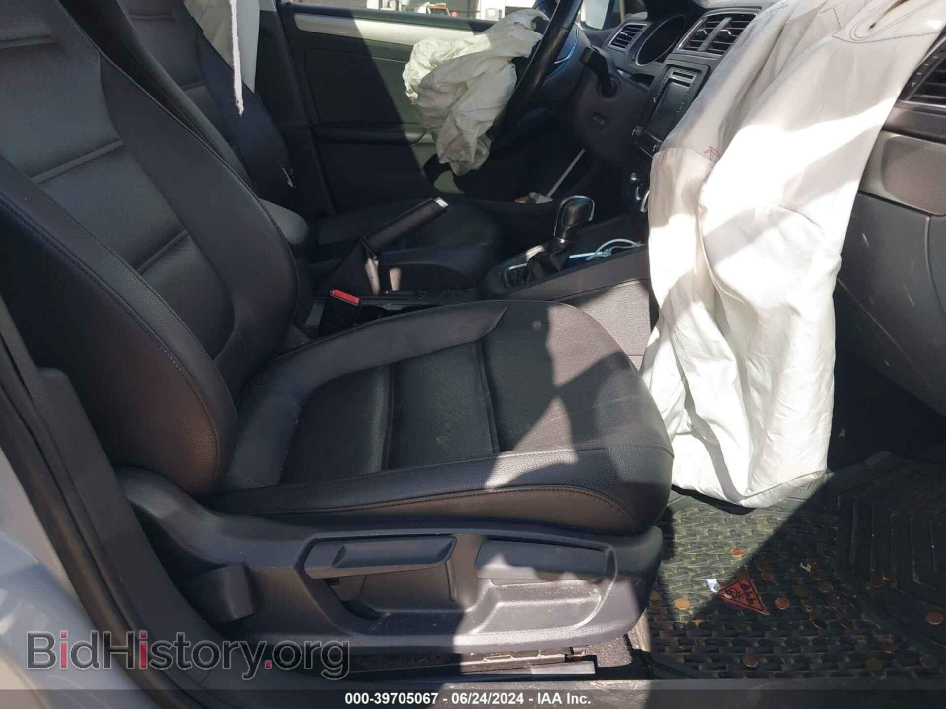2017 VOLKSWAGEN JETTA - VIN: 3VWDB7AJ6HM320652 - Фото 5