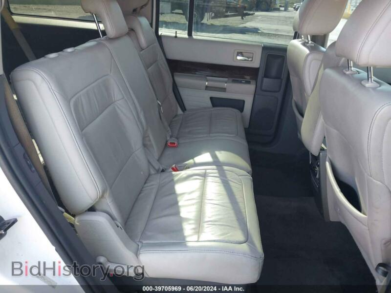 2011 Ford FLEX (VIN 2FMGK5CC3BBD22978) — photo 8 of 11