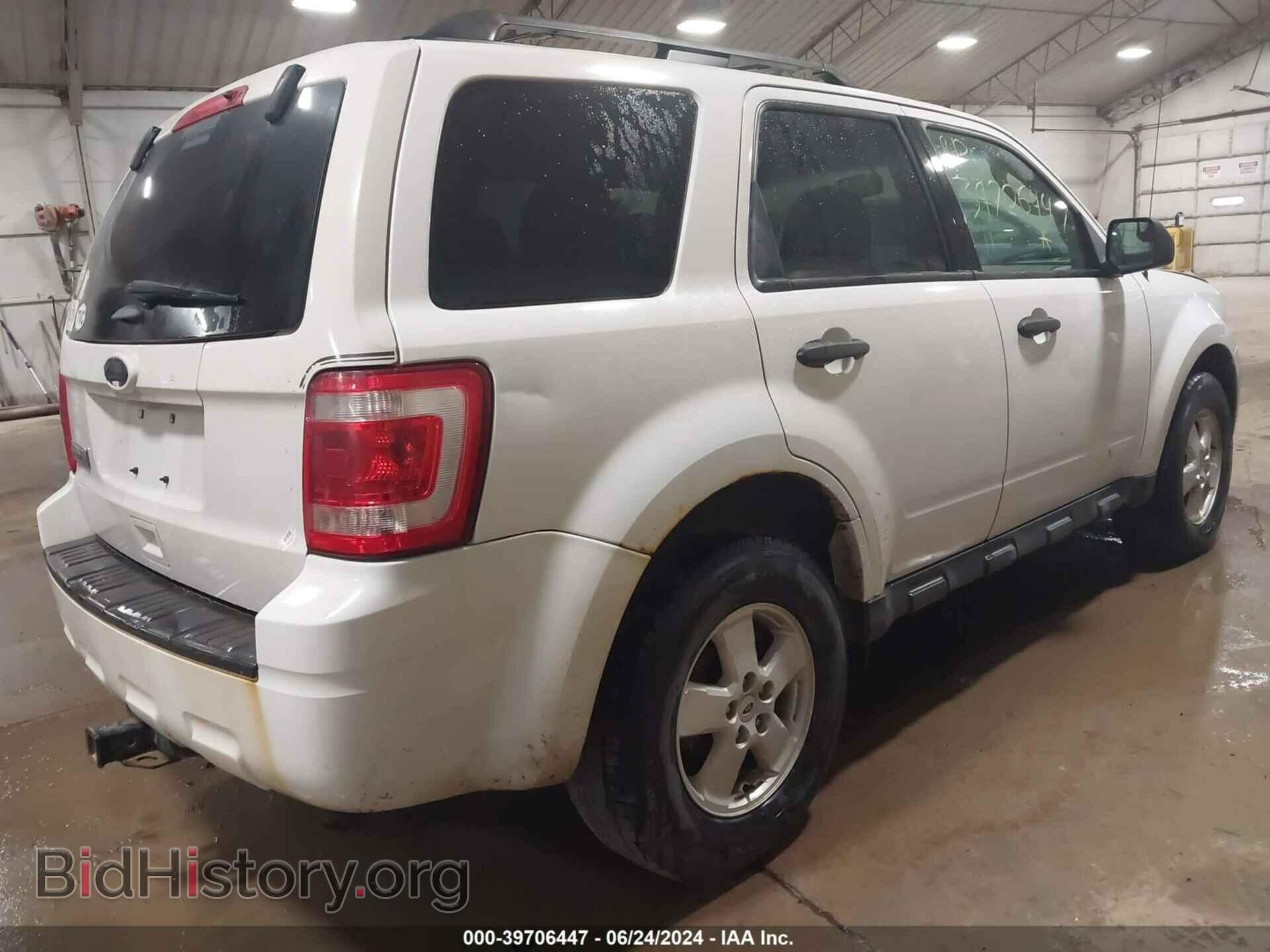 2011 FORD ESCAPE - VIN: 1FMCU9DG7BKB74048 - Фото 4