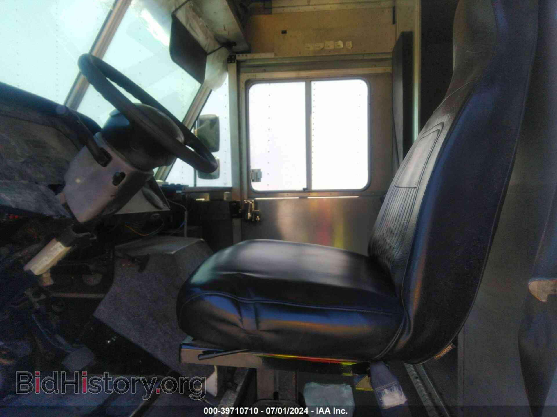 2014 FORD E-350 STRIPPED - VIN: 1FC3E3KL9EDA17046 - Photo 6