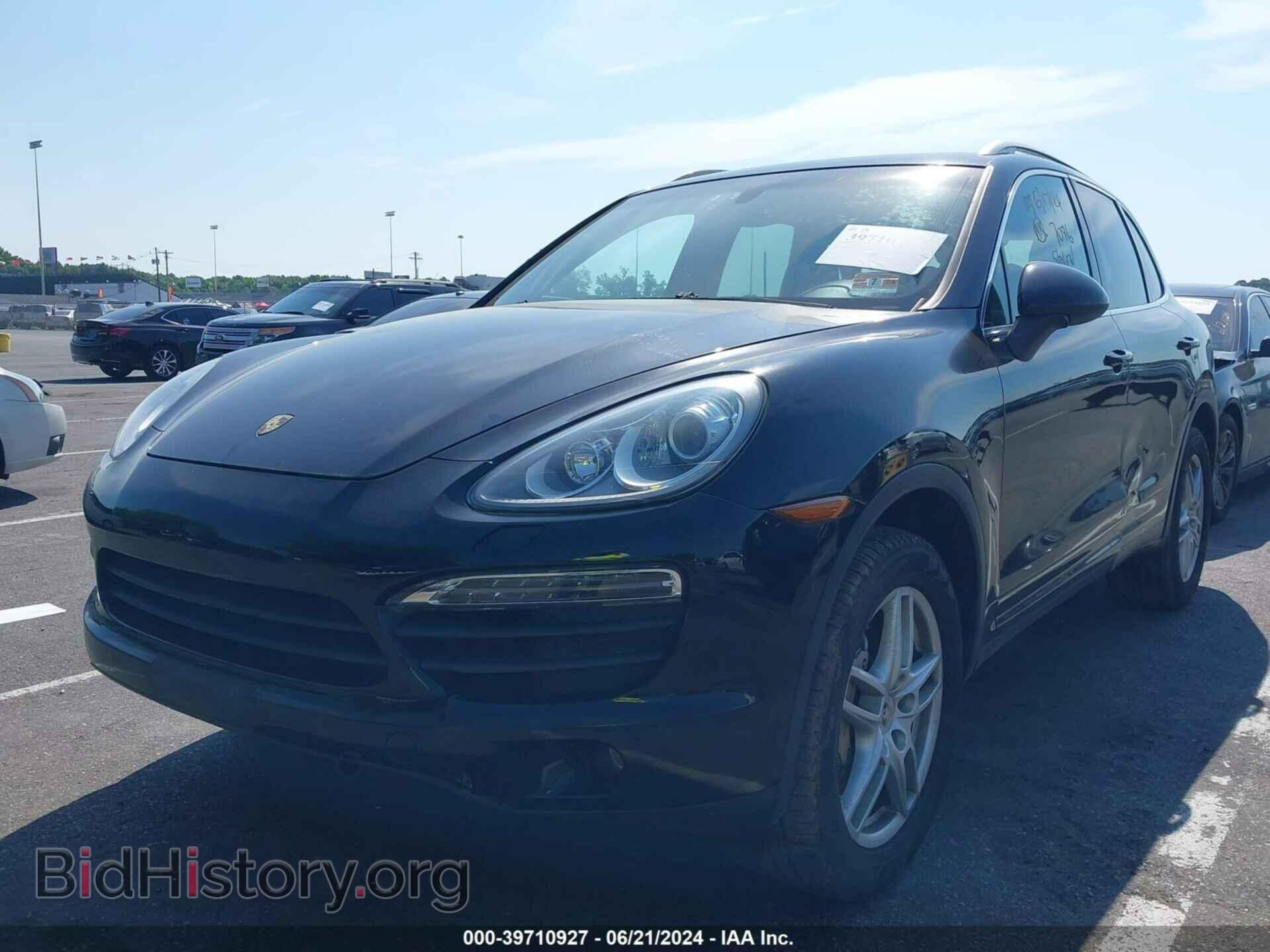 2011 PORSCHE CAYENNE - VIN: WP1AB2A22BLA53258 - Фото 2