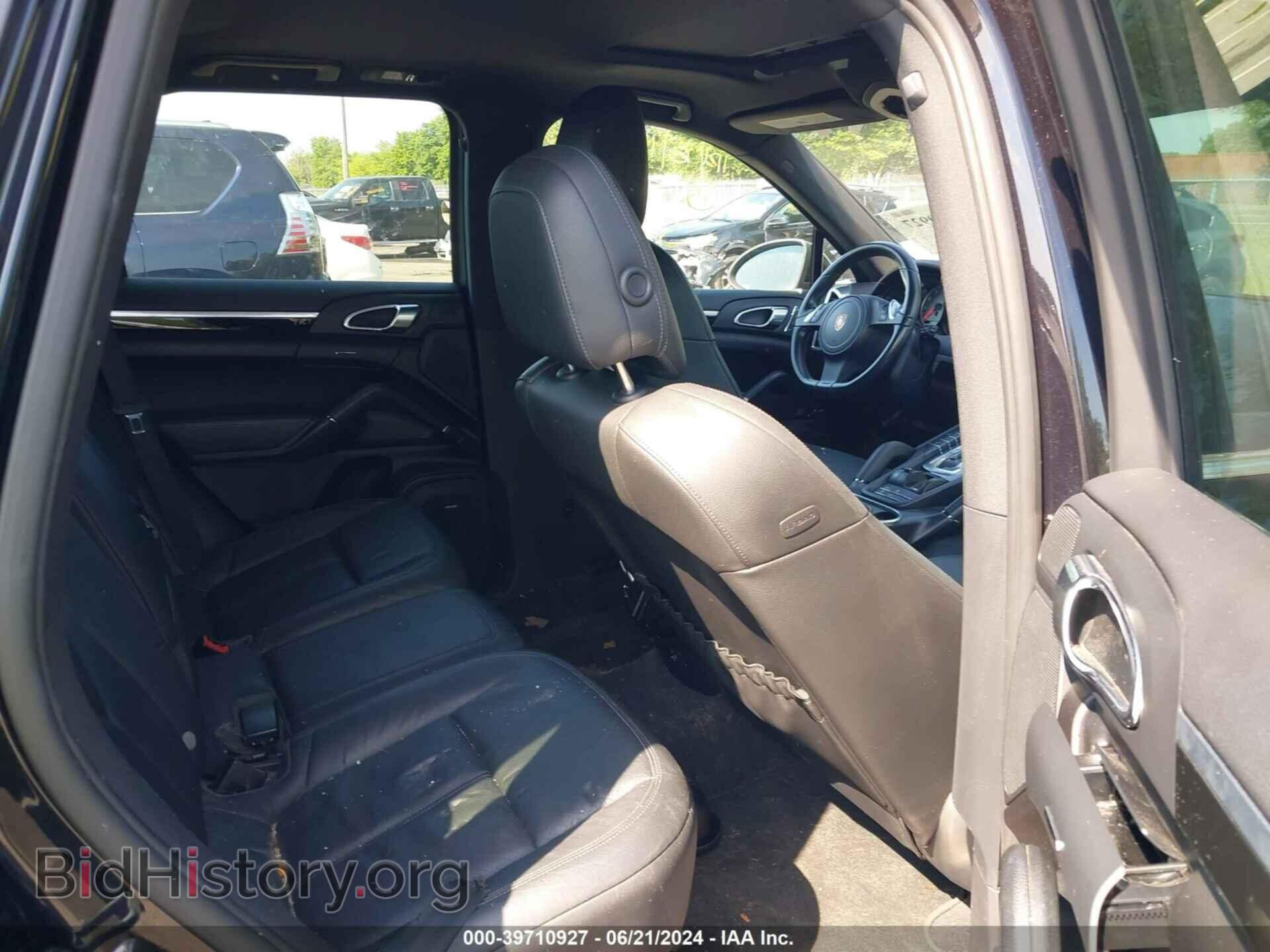 2011 PORSCHE CAYENNE - VIN: WP1AB2A22BLA53258 - Фото 8
