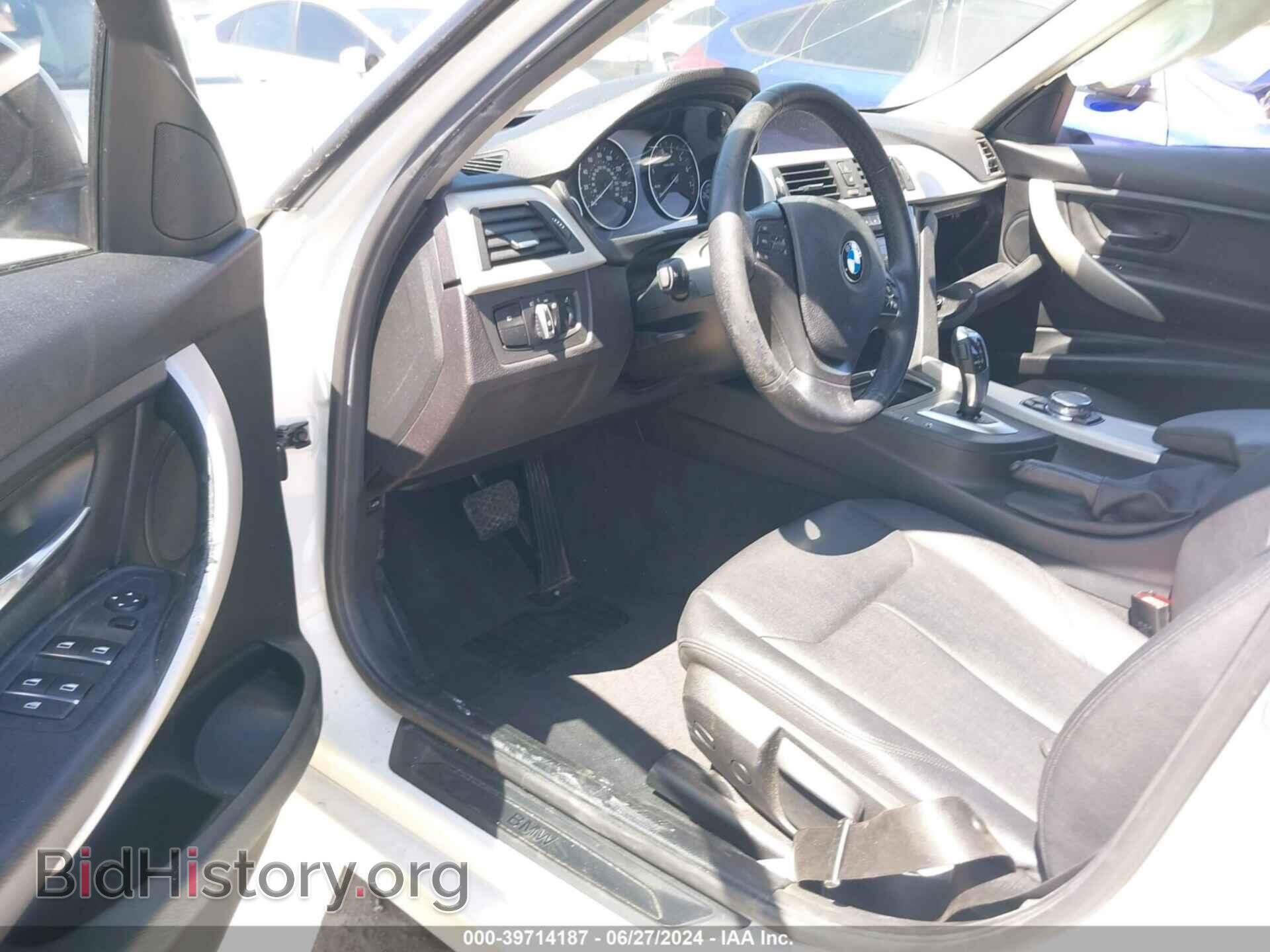 2016 BMW 320I - VIN: WBA8A9C54GK618459 - Фото 5